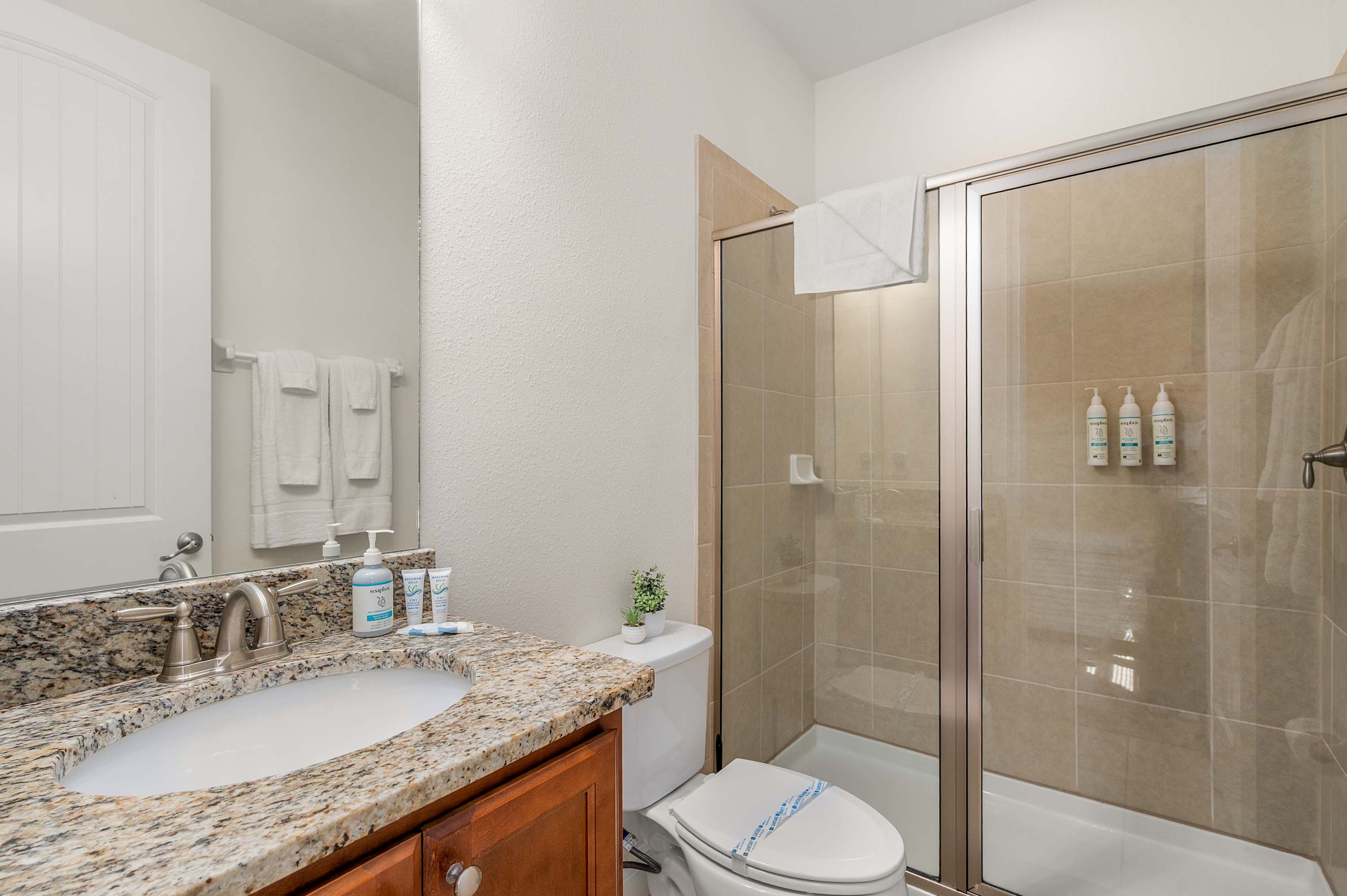 Spacious villa w/private pool & large kitchen