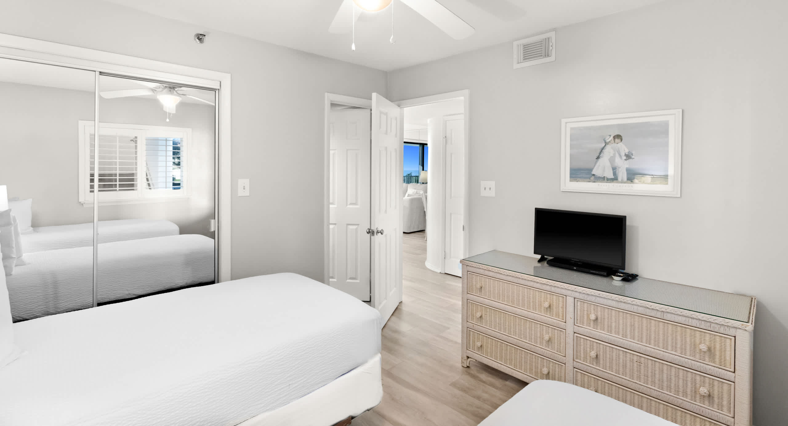 One Seagrove Place 0202 | Photo 22