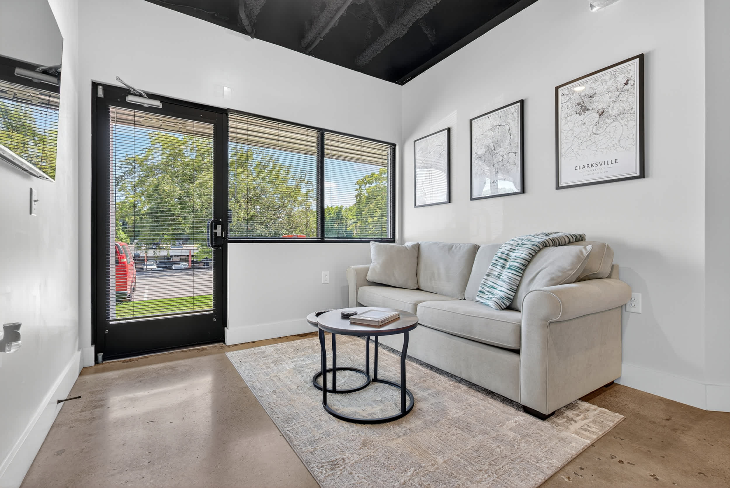 Modern Condo-8 Min to BNA-Sleeps 4-Near Broadway