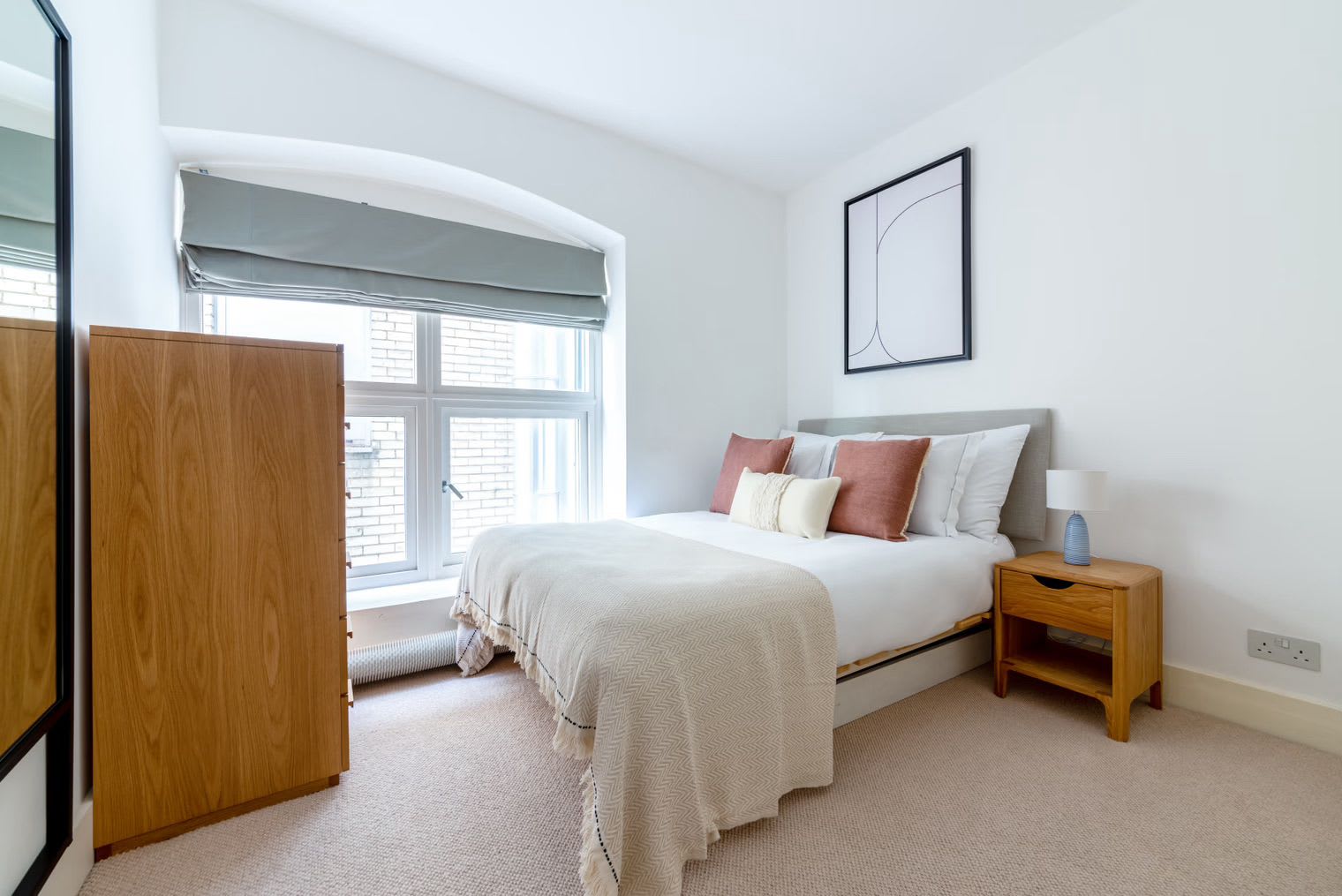 Spacious Modern Apartment in Central London in Northburgh Street 8 EC1V 0AY - Property image 13 - VivreStays