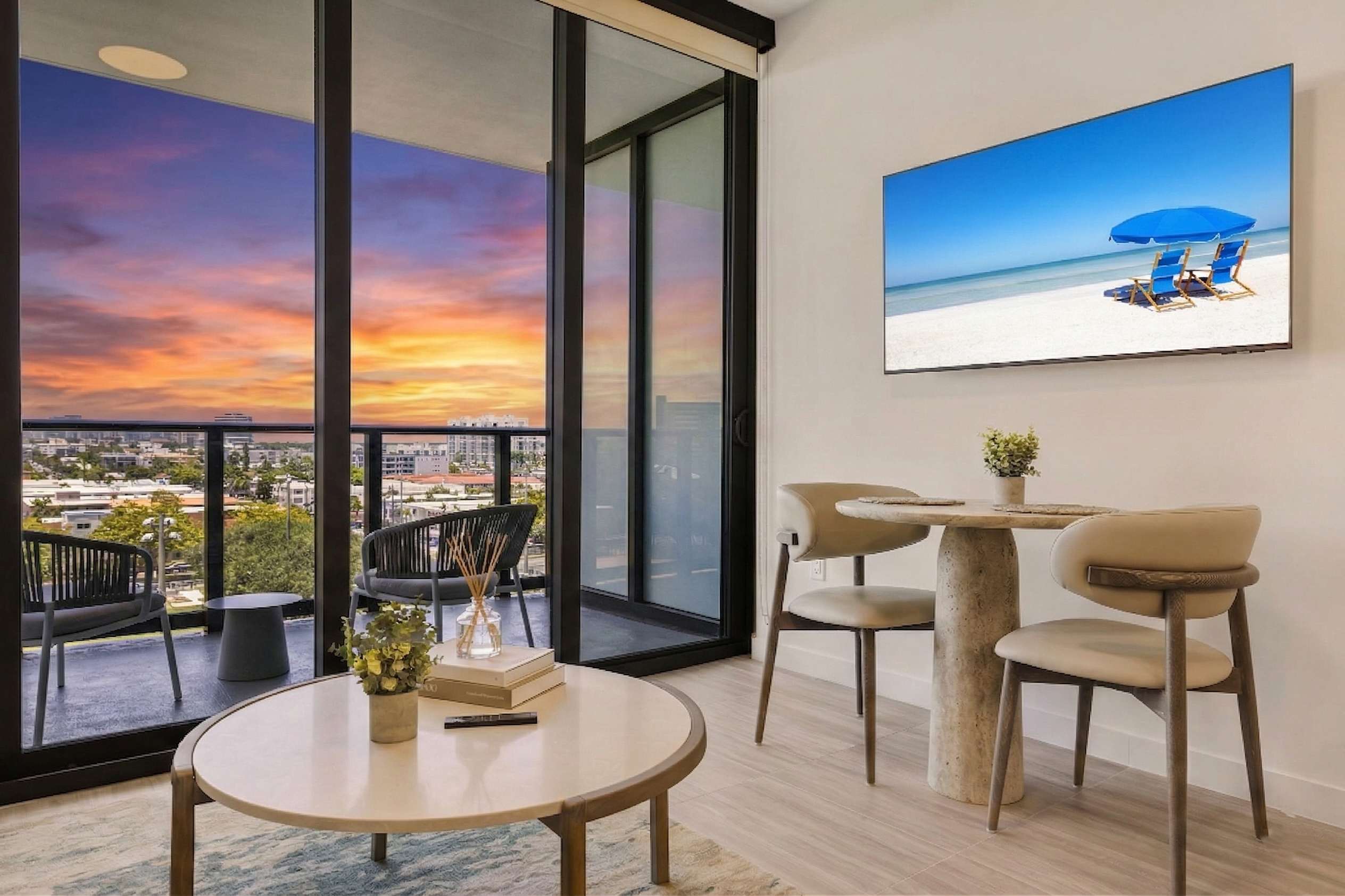 Stylish Condo With Balcony And Modern Comfort - Inviting Coastal Retreat - Bahamas