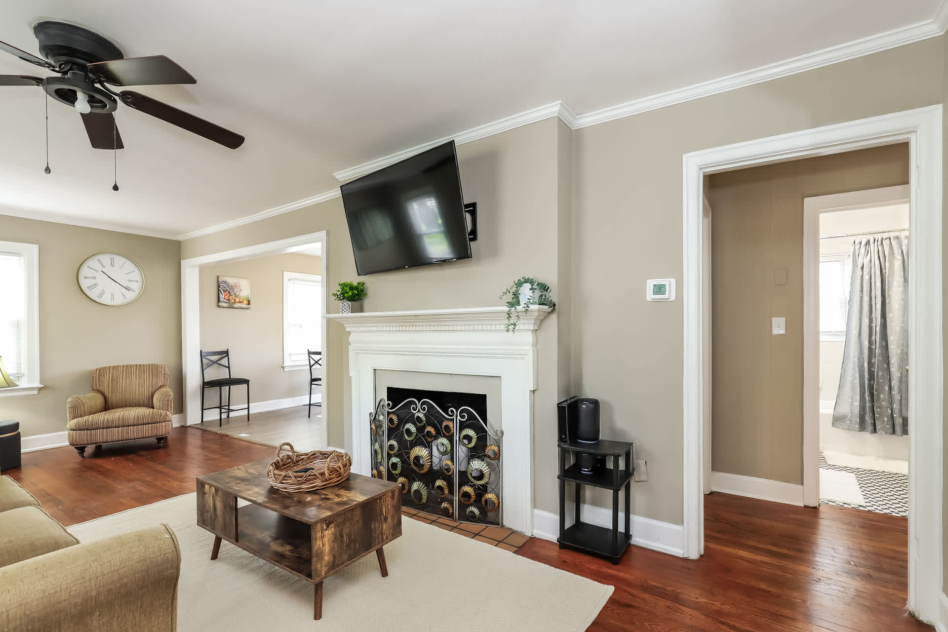 Maywood Sanctuary Stylish 3BR, 8 Min to Coliseum & UNCG in Greensboro, NC
