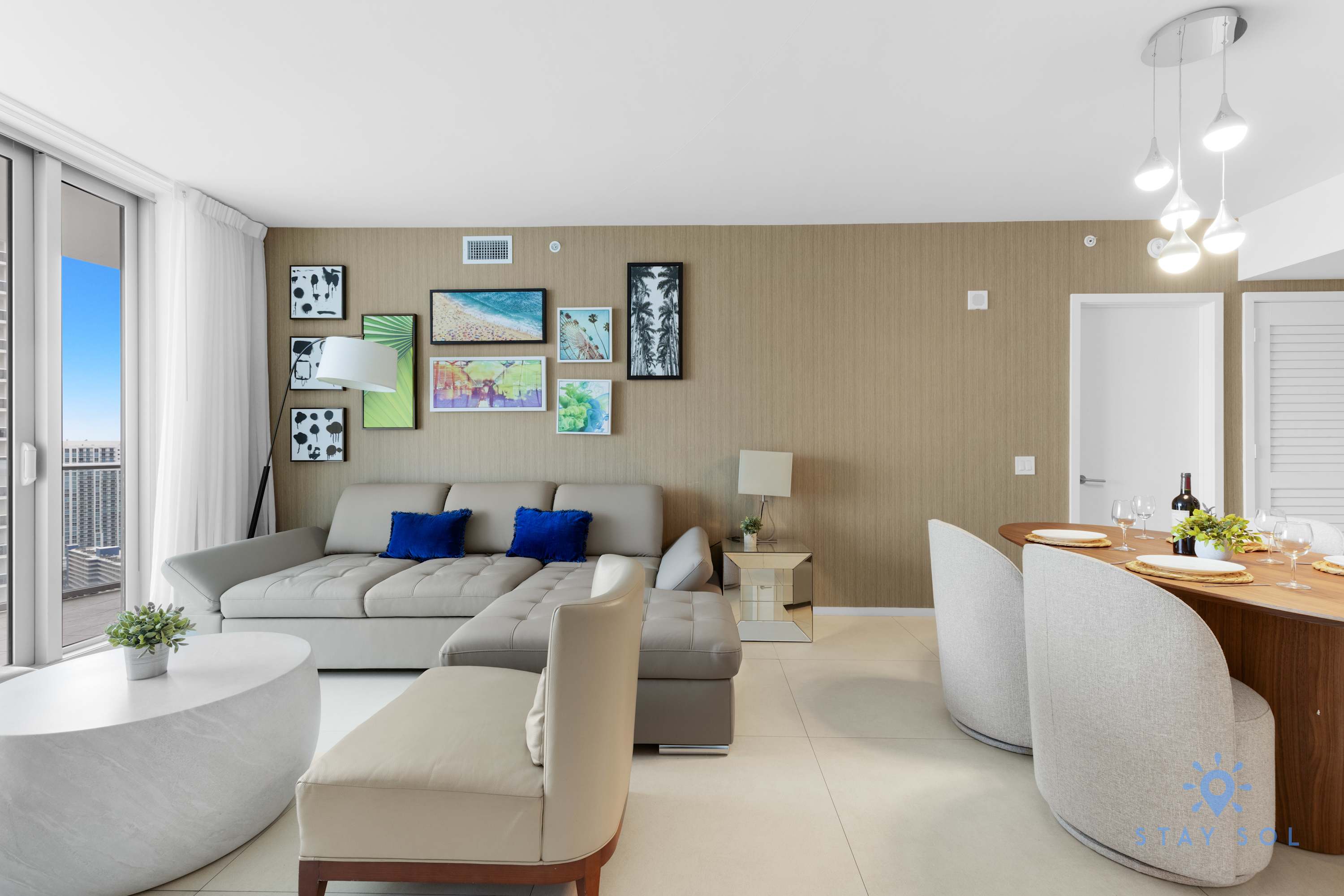 2BR Apt w/ Beautiful Ocean View, Amenities & Pool