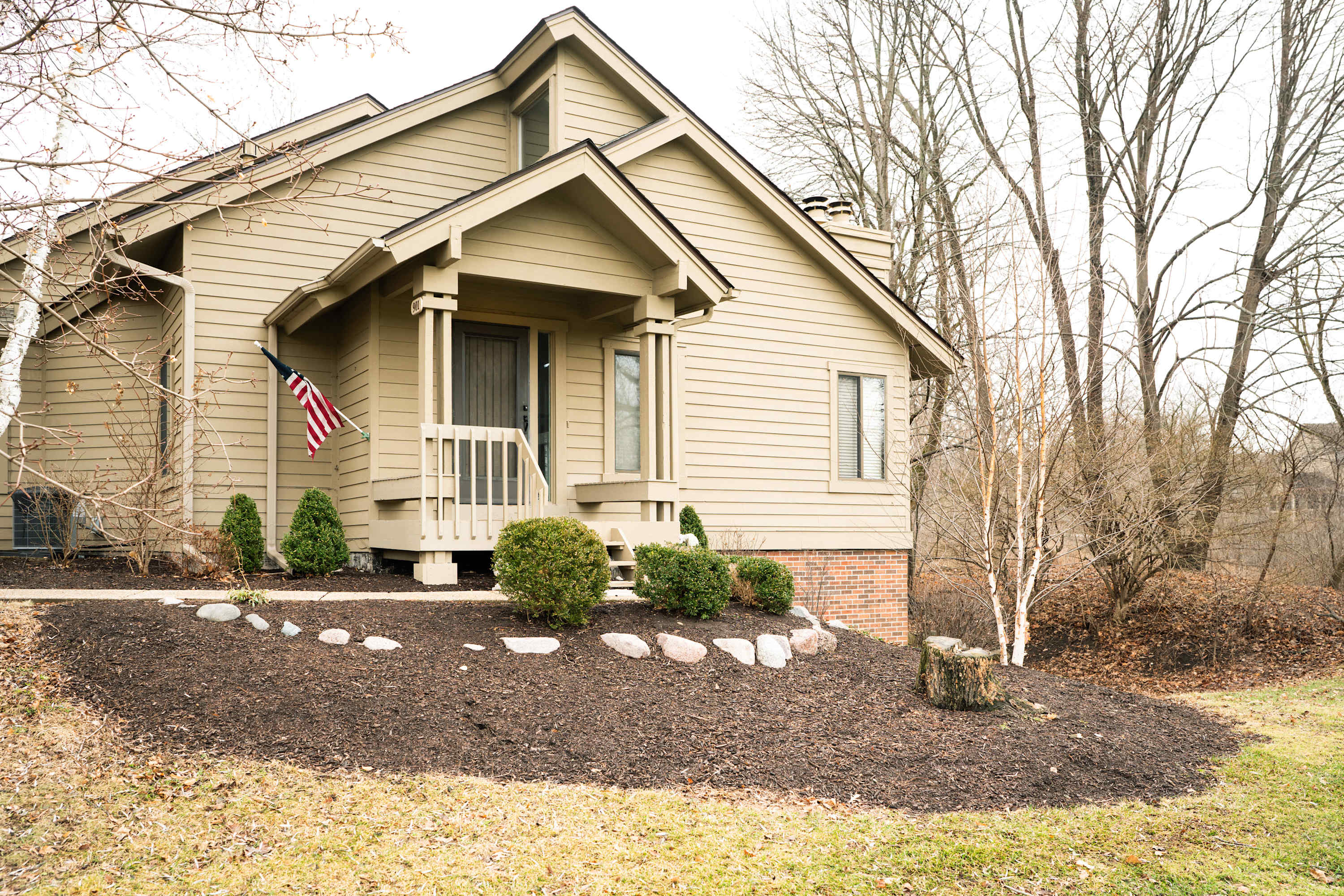 Your Lake Geneva getaway starts here.