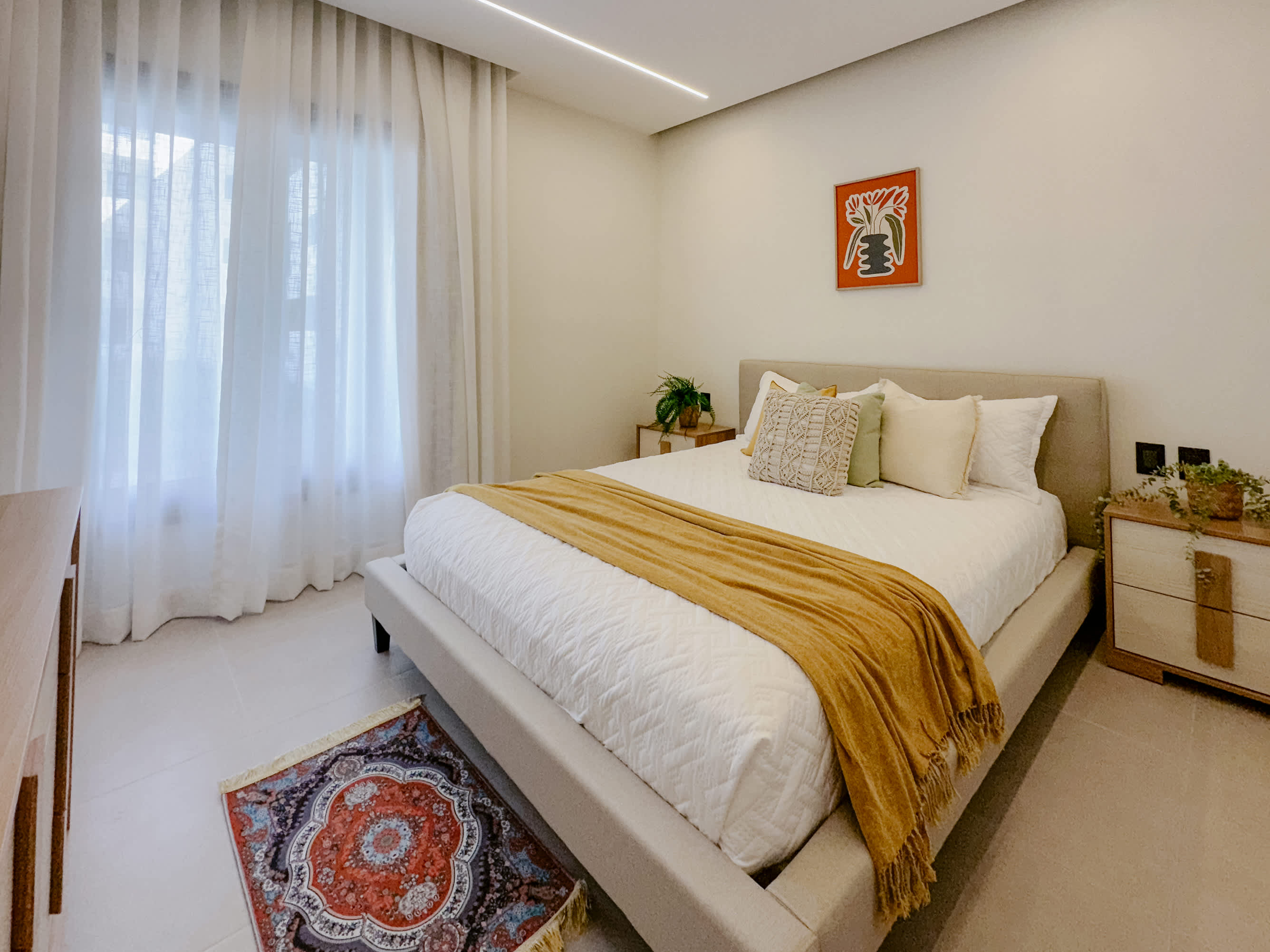 Brand new 2 BR close to the beach