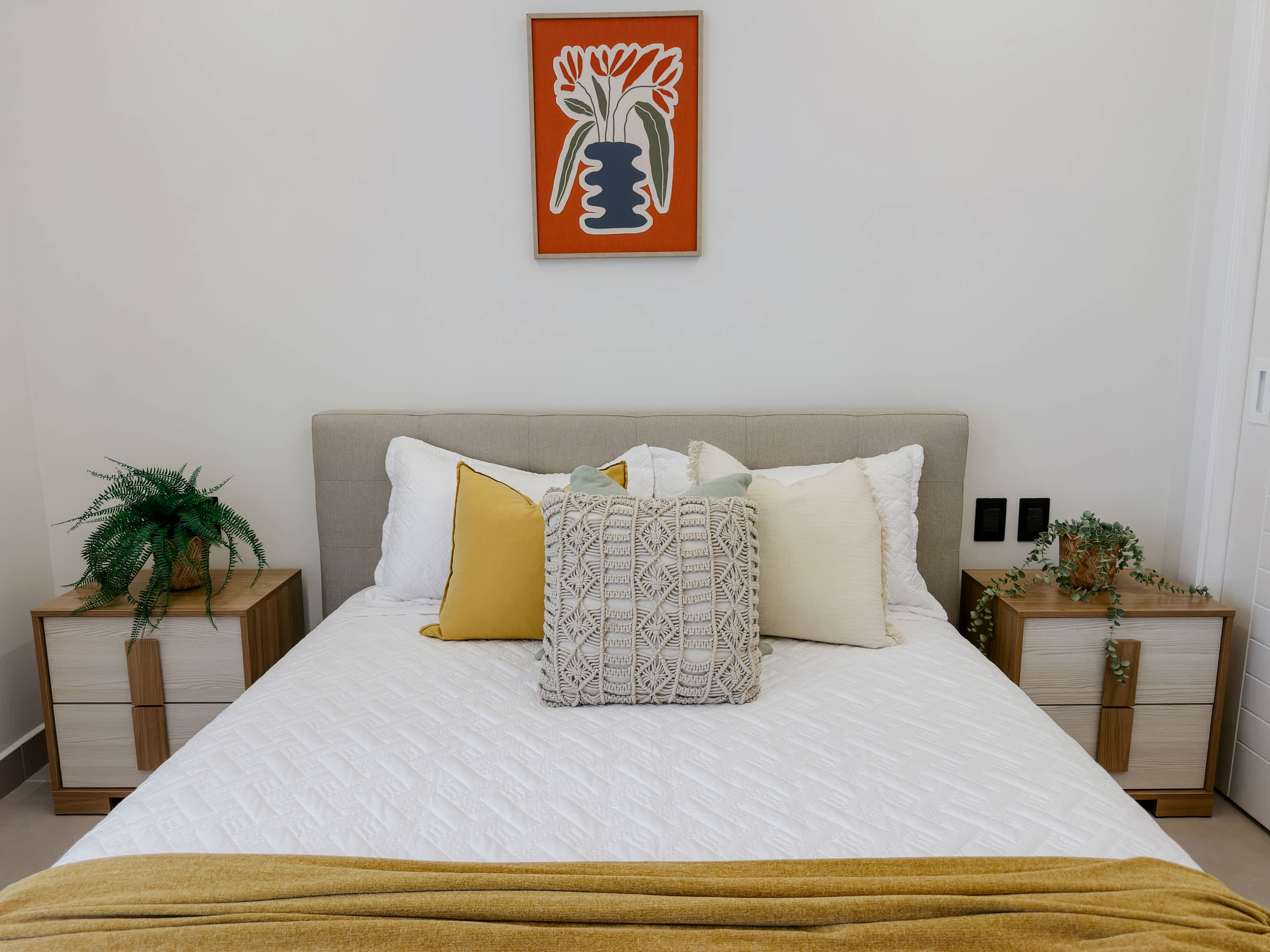 Brand new 2 BR close to the beach