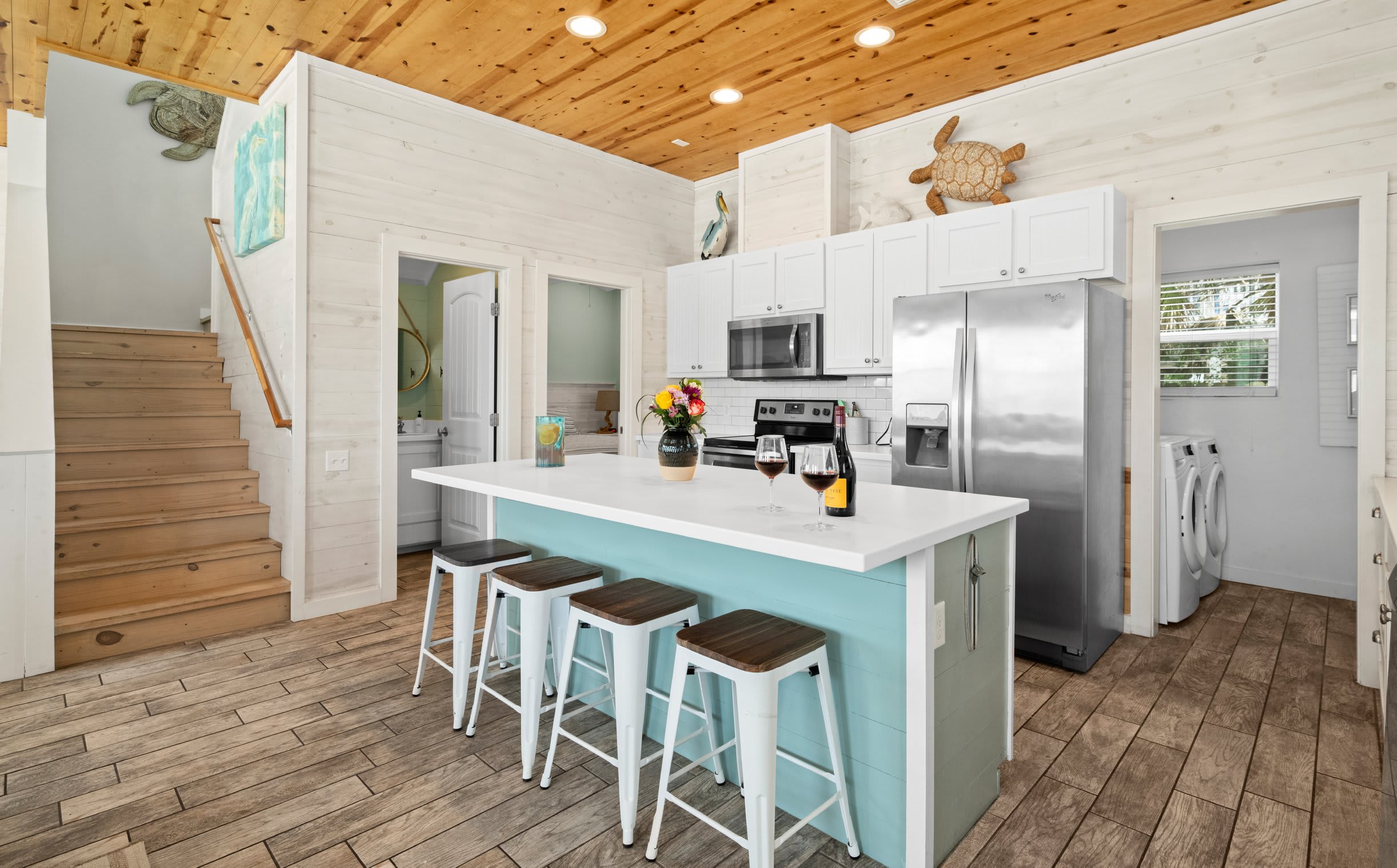 Great for Families, 4br! - Lemon Chill