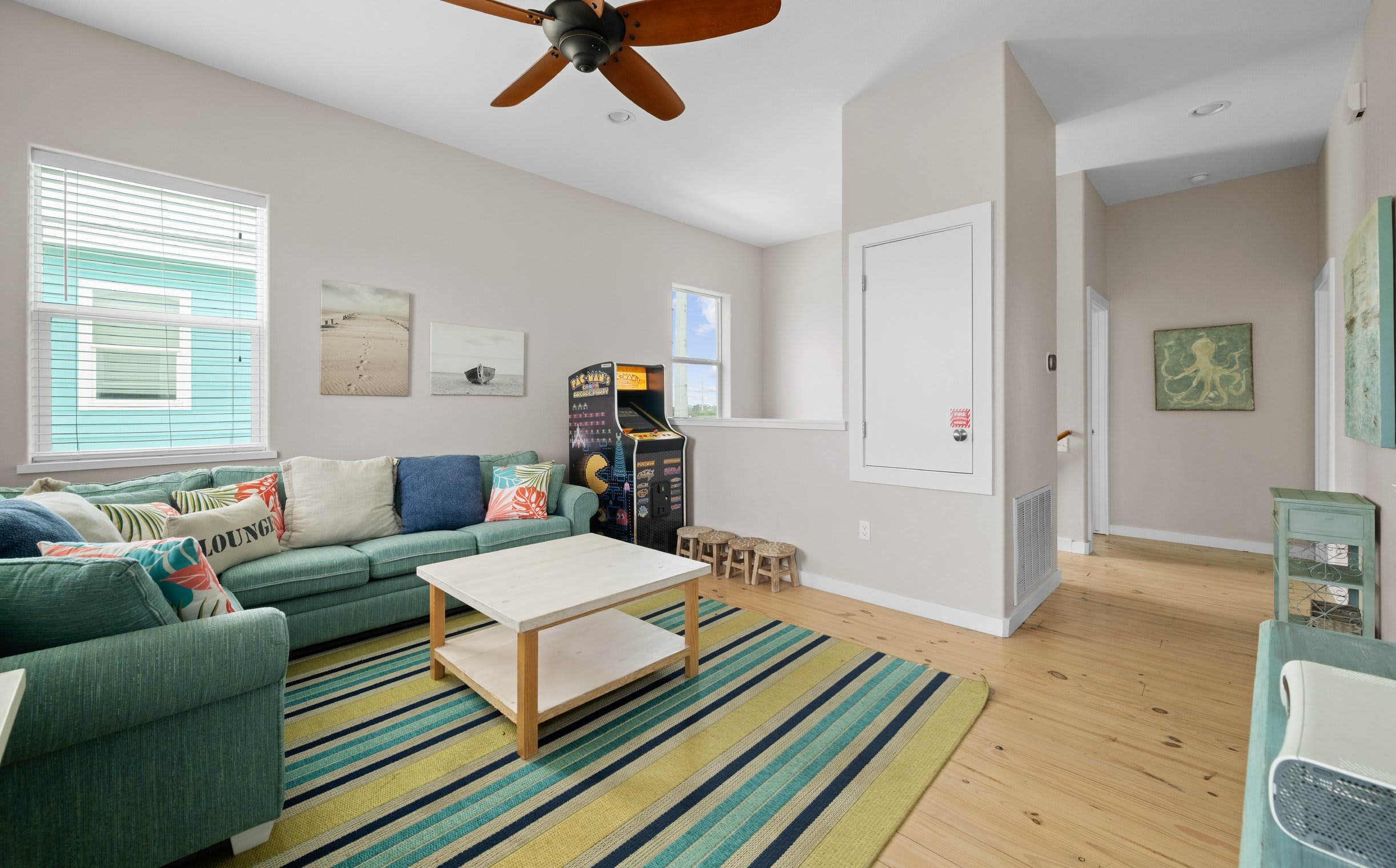 Great for Families, 4br! - Lemon Chill