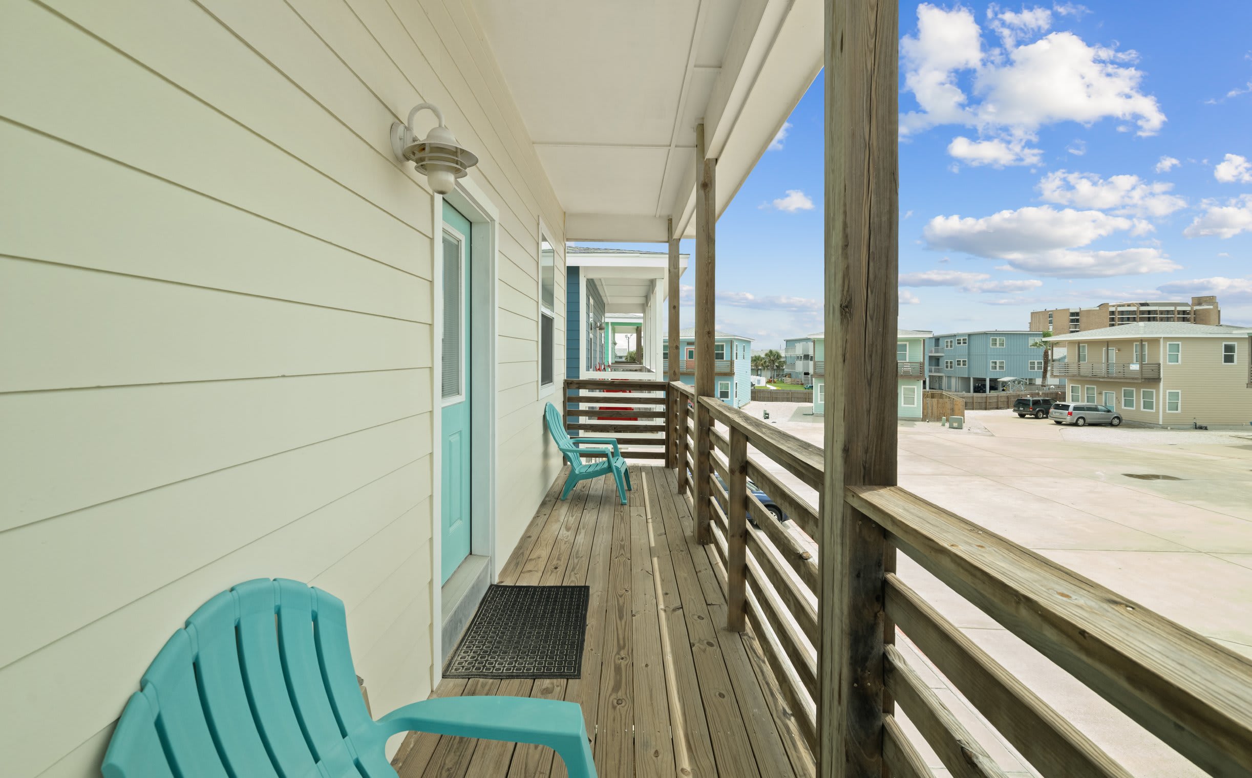 Great for Families, 4br! - Lemon Chill