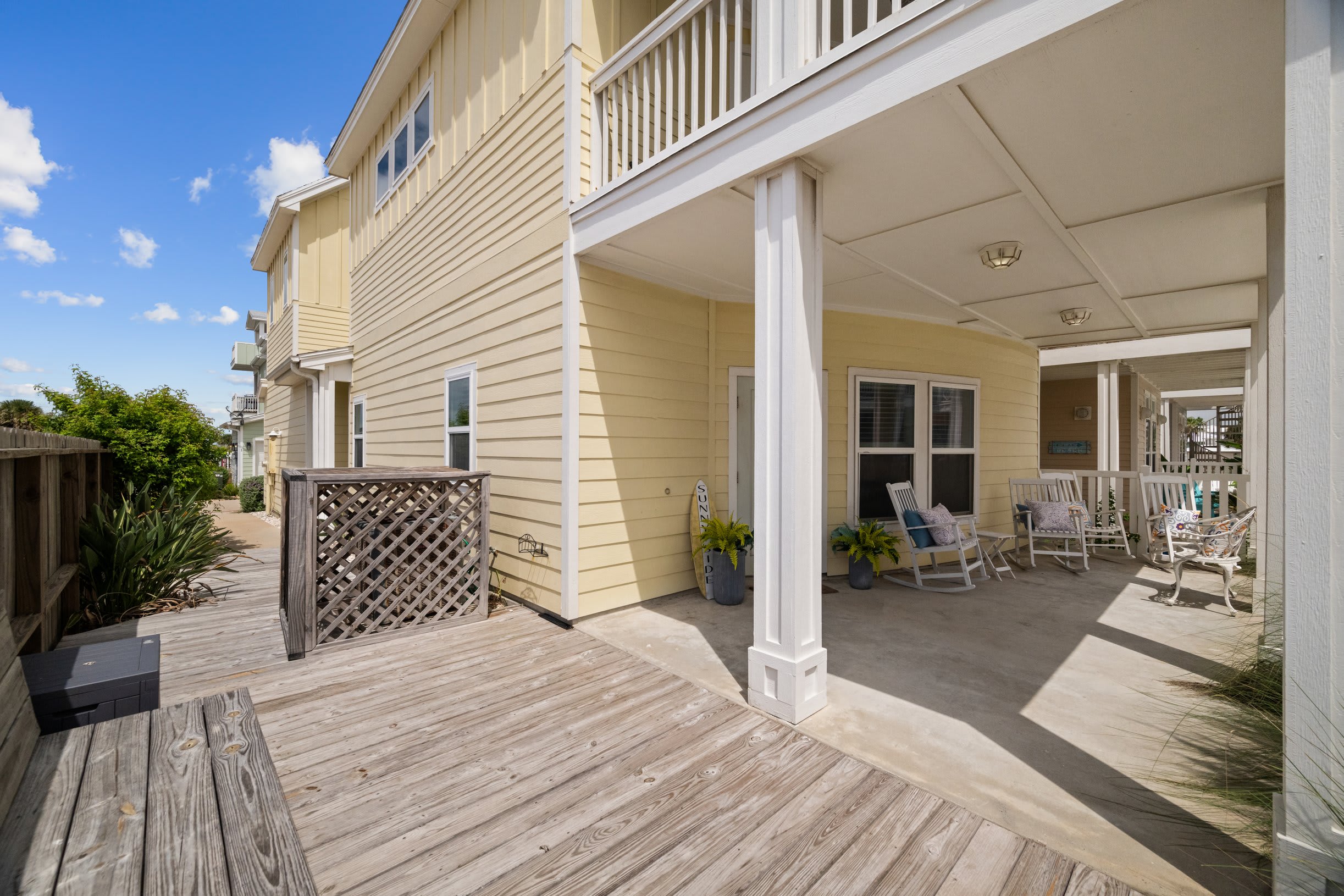 Pool, Views & Beach Boardwalk - Sunny Side Up