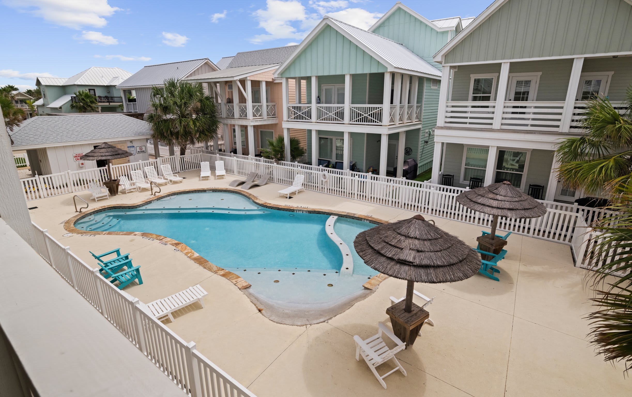 Pool, Views & Beach Boardwalk - Sunny Side Up