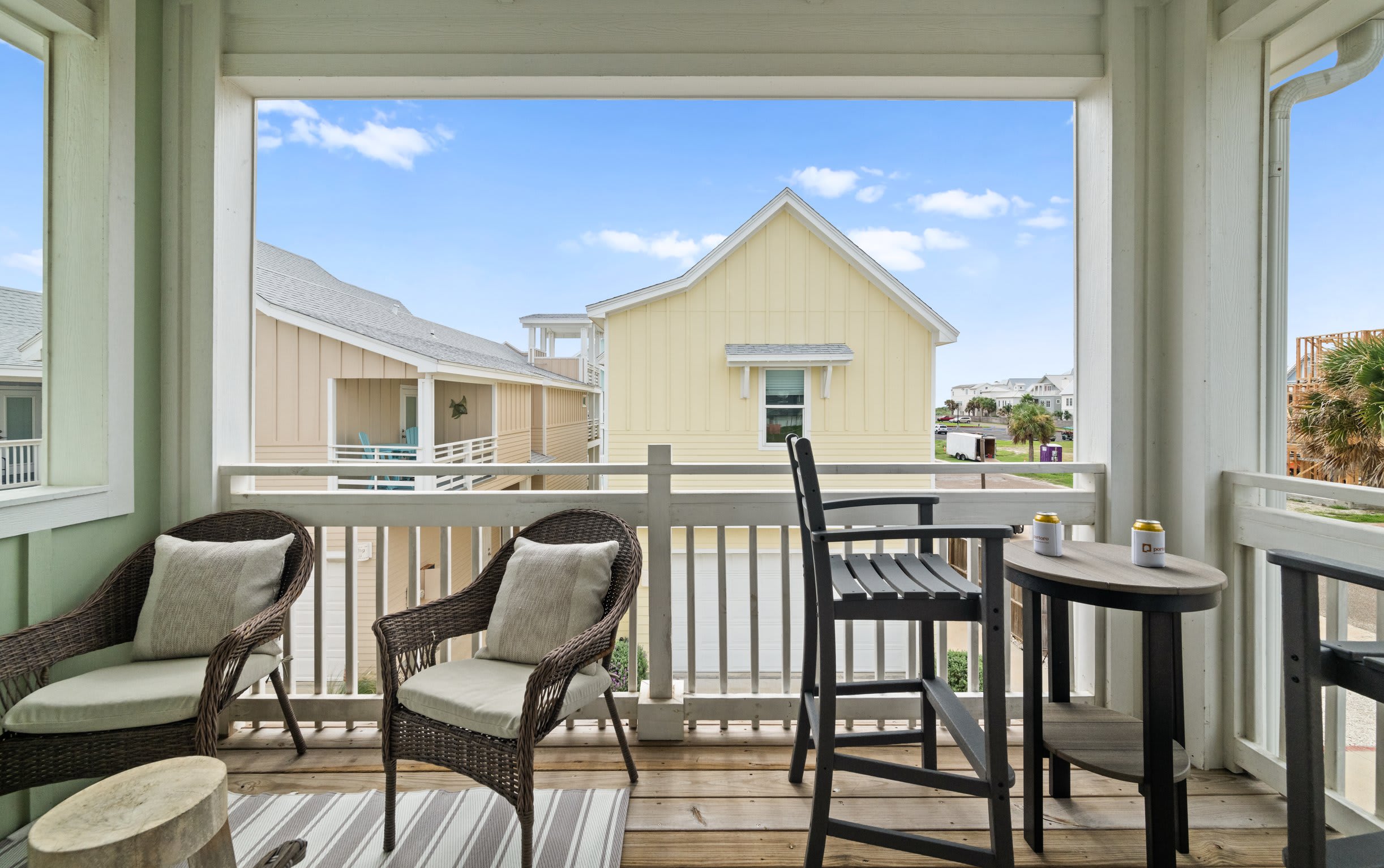 Pool, Lake & Beach Boardwalk - Casa Driftwood #1