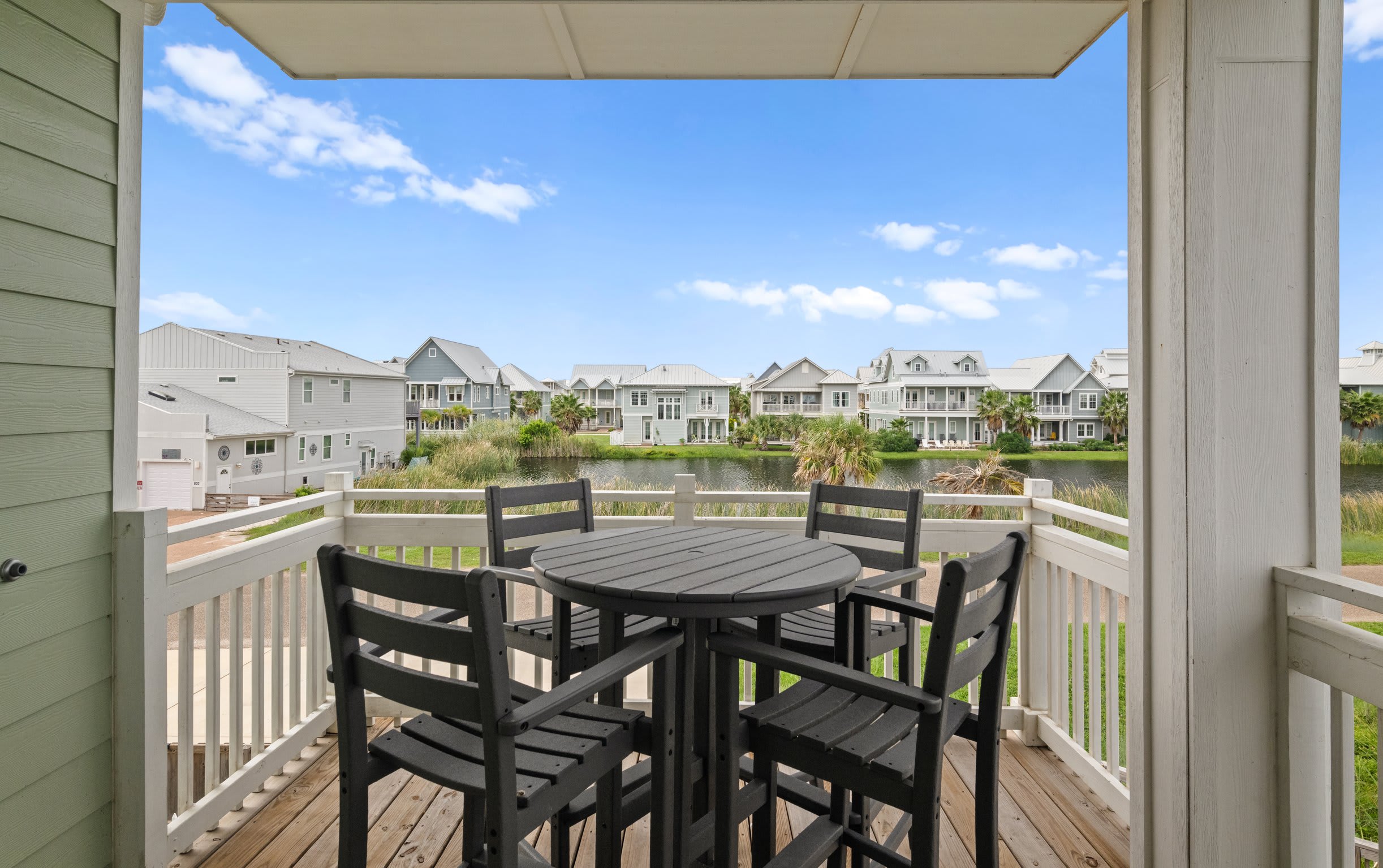 Pool, Lake & Beach Boardwalk - Casa Driftwood #1