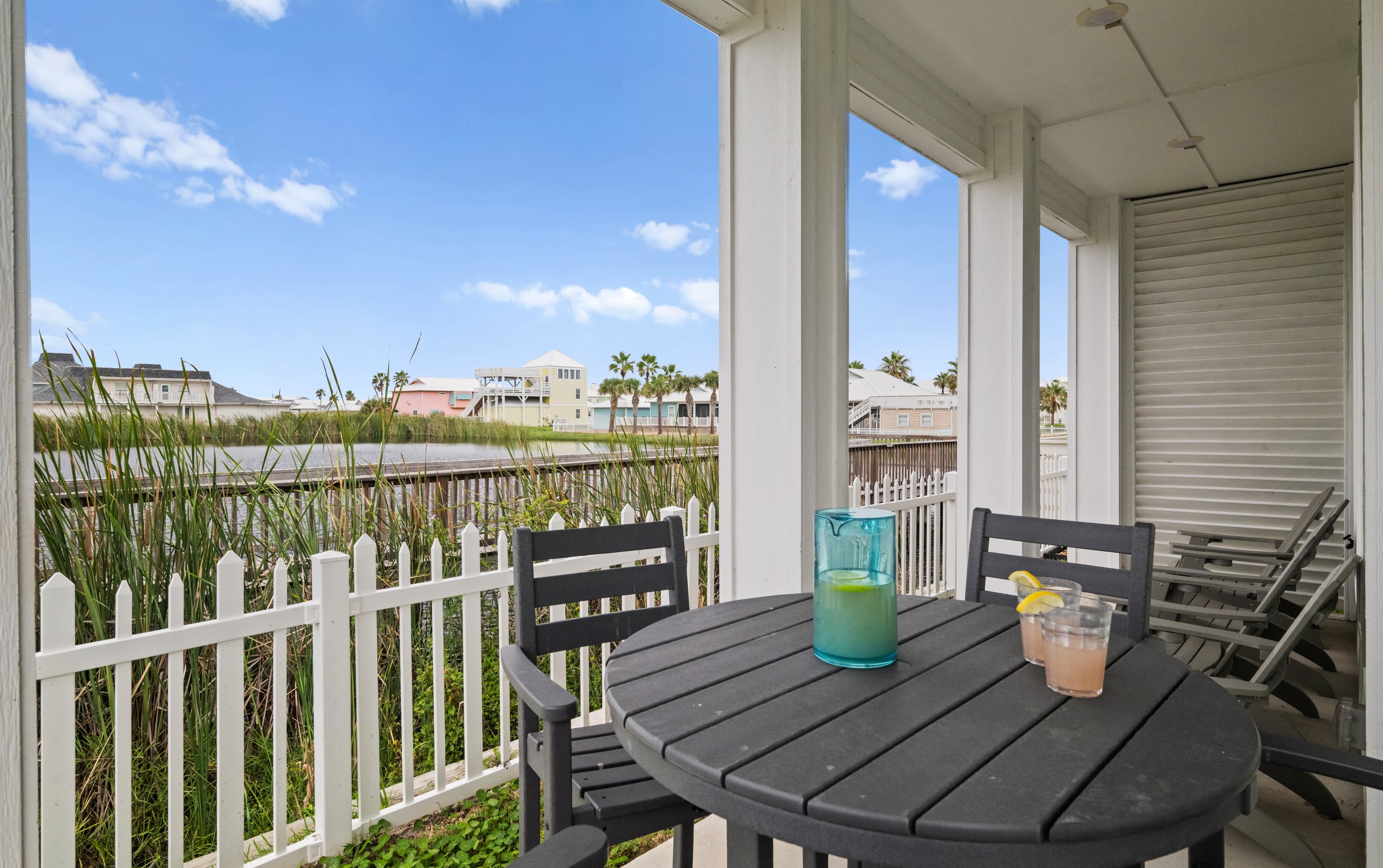Pool, Lake & Beach Boardwalk - Casa Driftwood #1