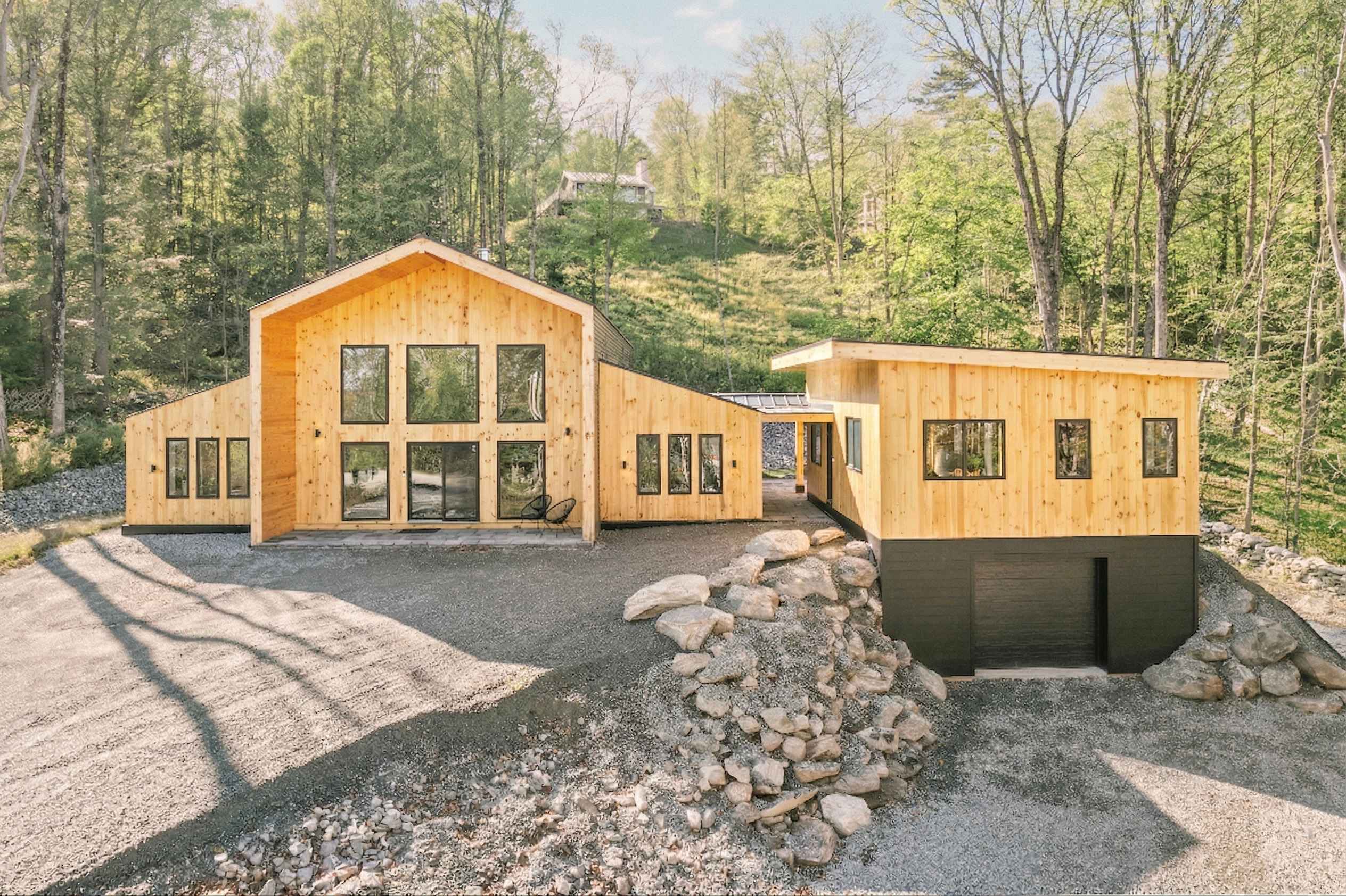 50 Old County Road 1 - Image 1