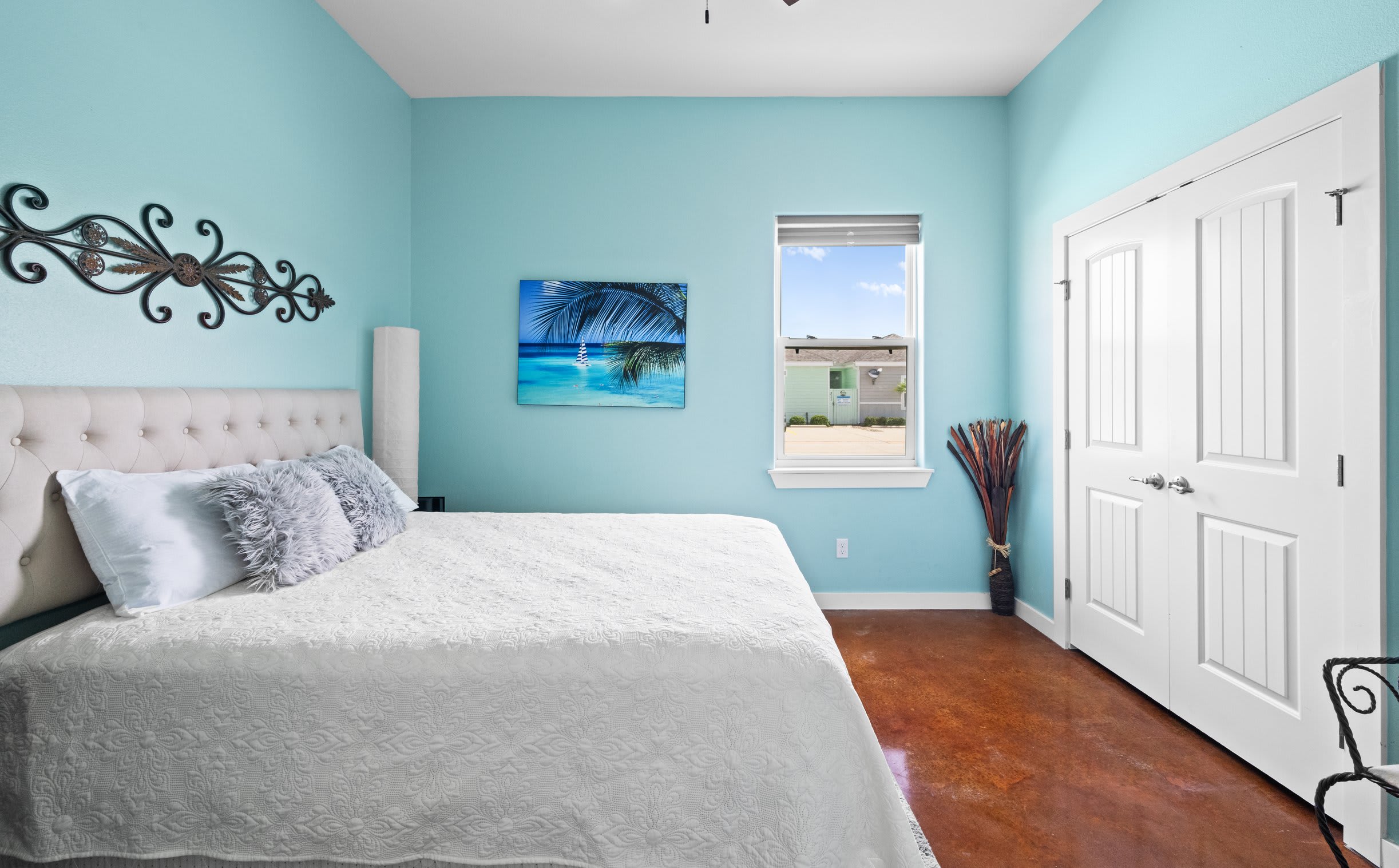 Close to Beach 3BR with Pool - Sand Patch