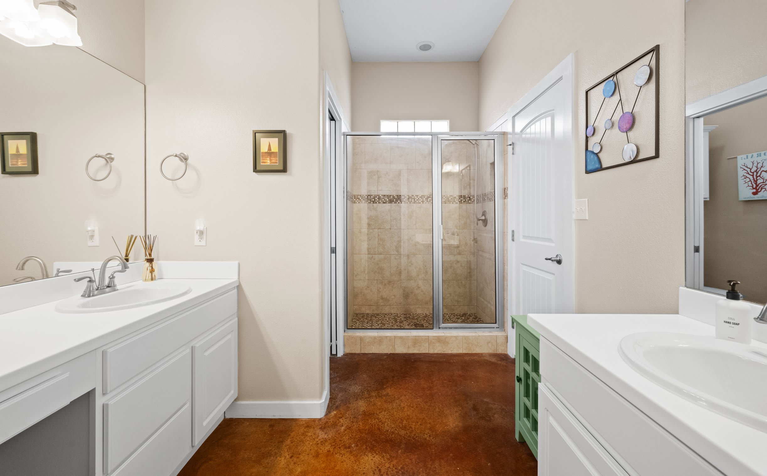Close to Beach 3BR with Pool - Sand Patch