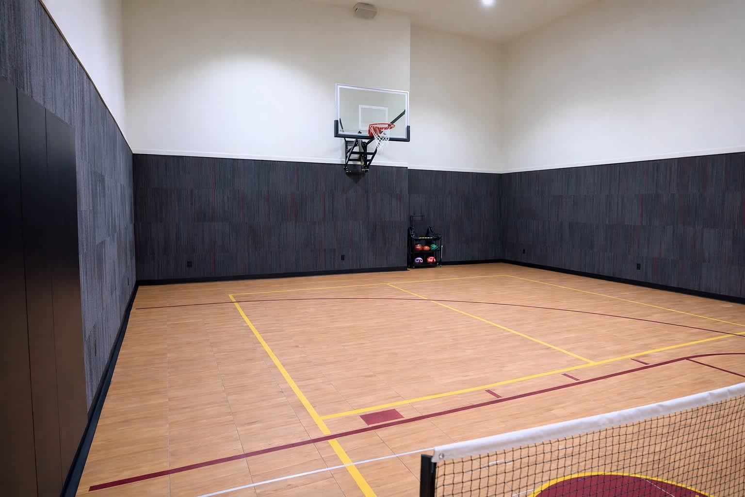 Grand Mountain Estate near Park City with Sport Court and Theater | Photo 56