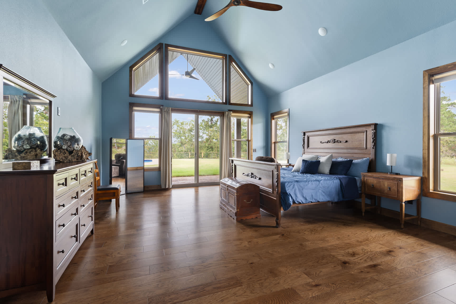 Primary Bedroom - King