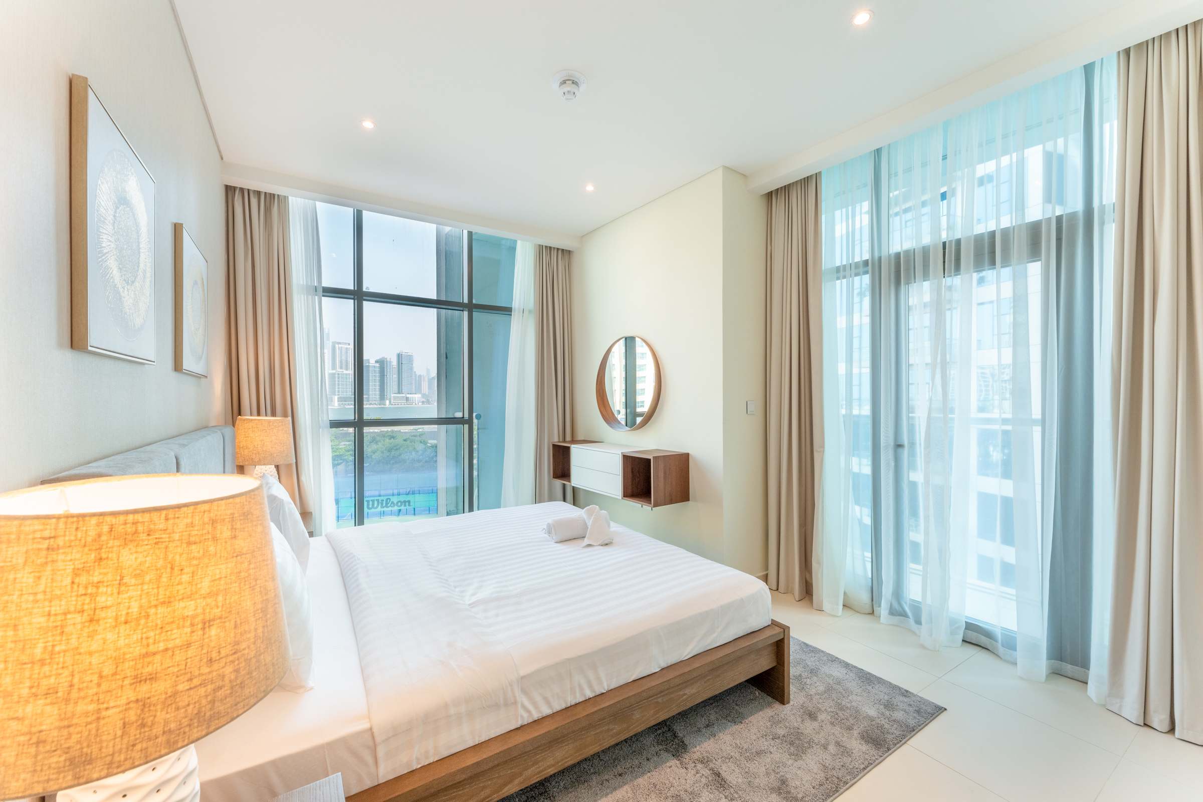 Palm Jumeirah Beachfront: 3BR Oasis with Pool! - Image 23