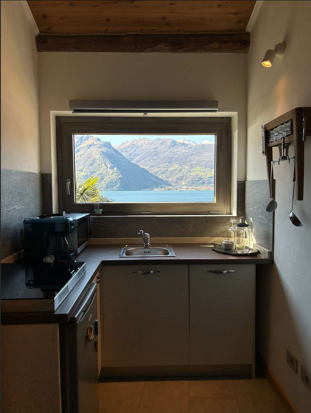 View 5