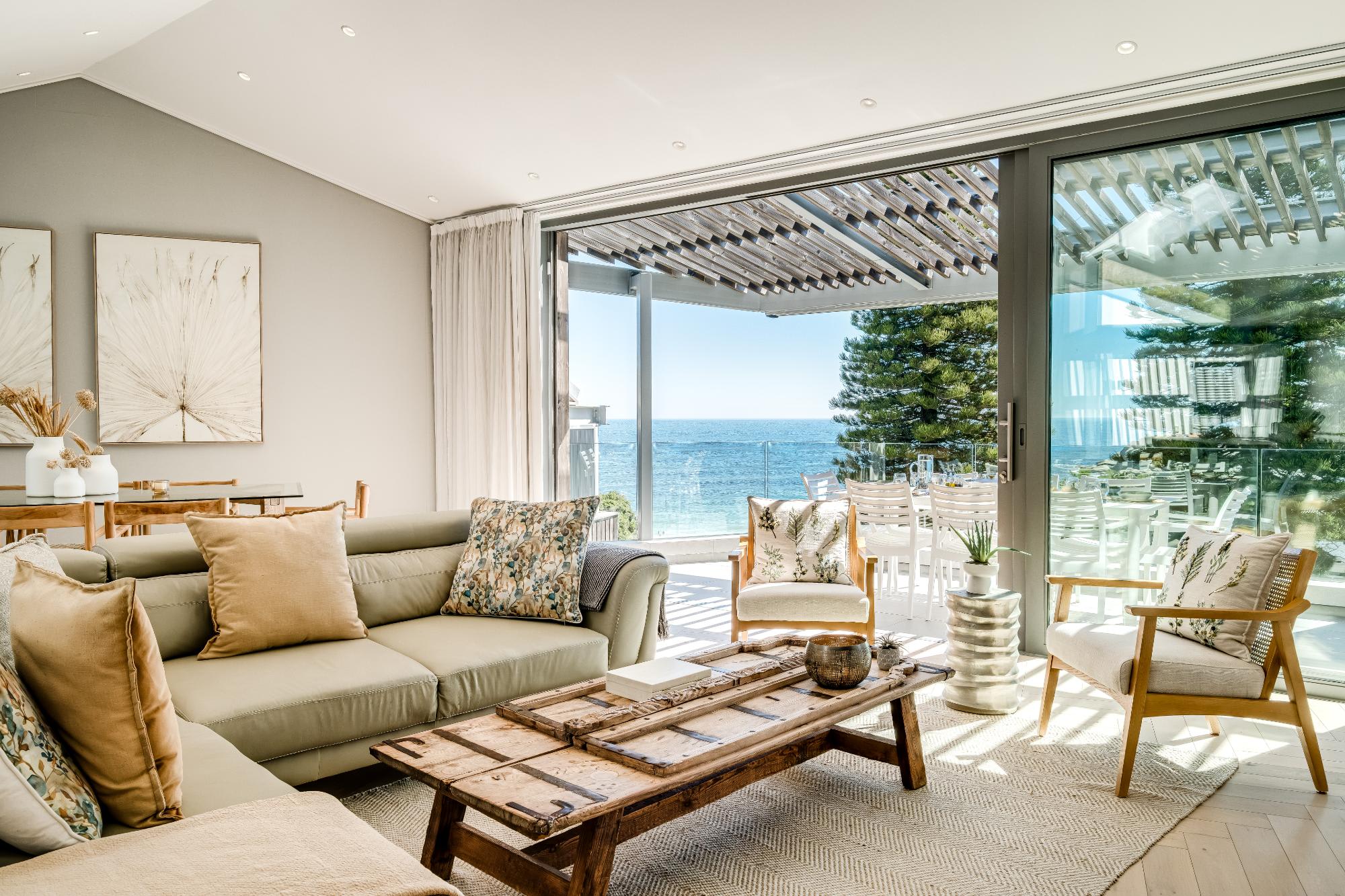 4 Bed Coastal Retreat W Pool Views Llandudno Sands | Photo 2