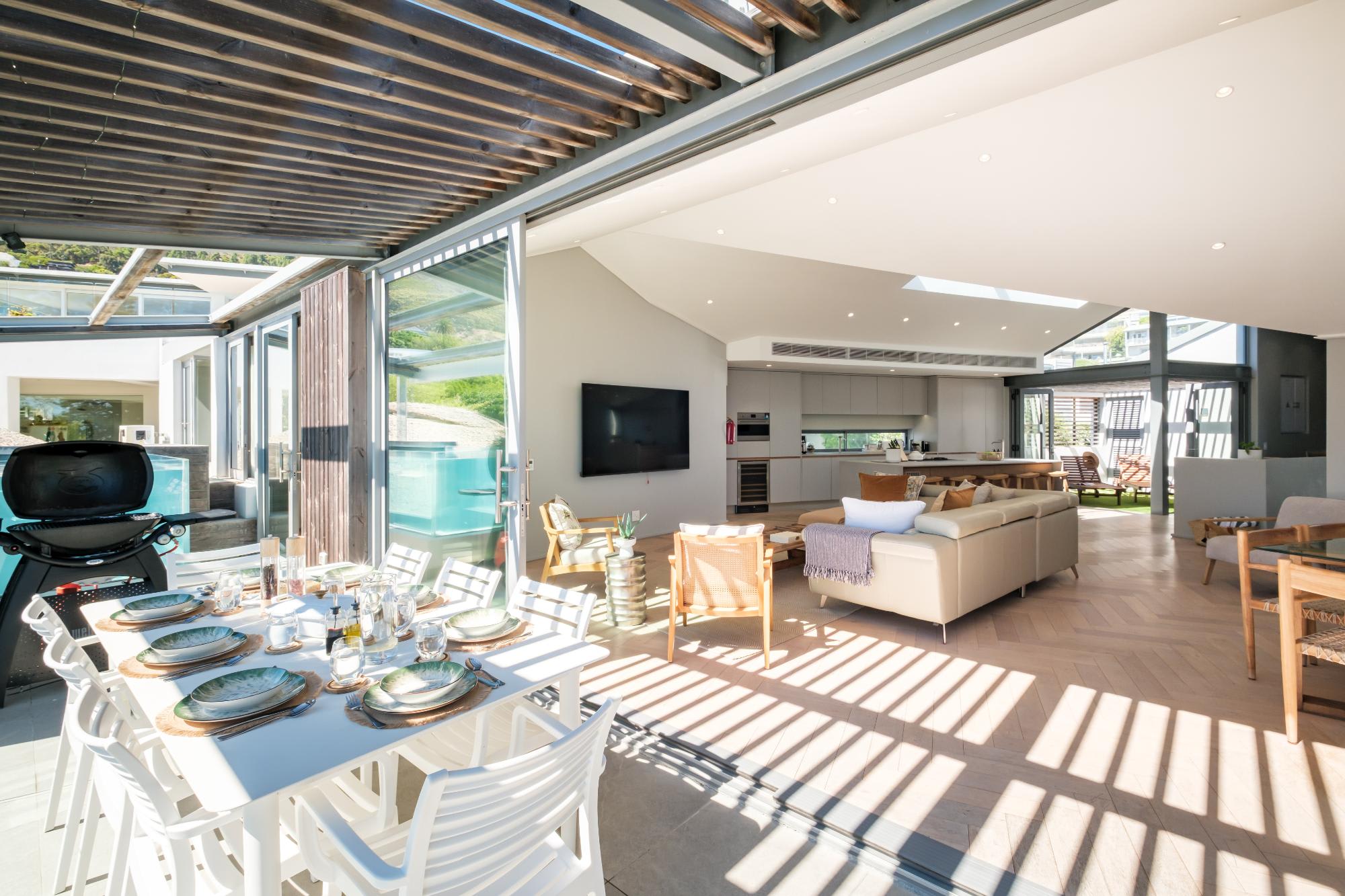 4 Bed Coastal Retreat W Pool Views Llandudno Sands 6