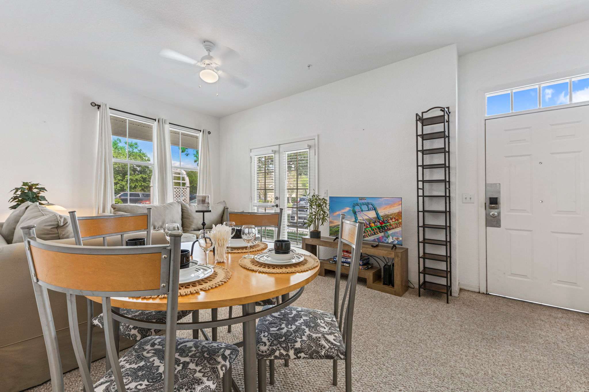 Family getaway w/ patio & workspace