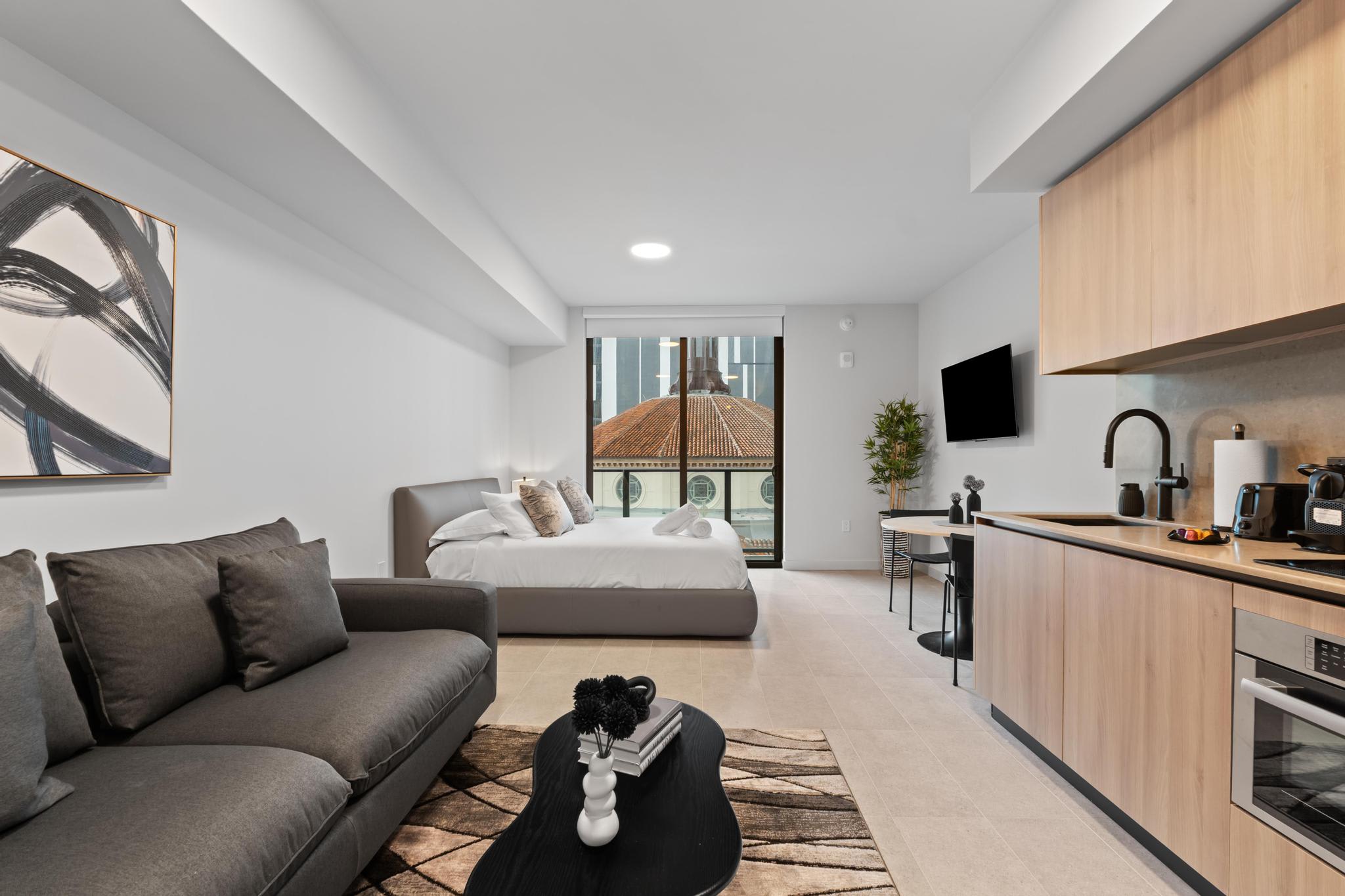 Modern Studio Near FIFA Fan Fest | Pool & Gym