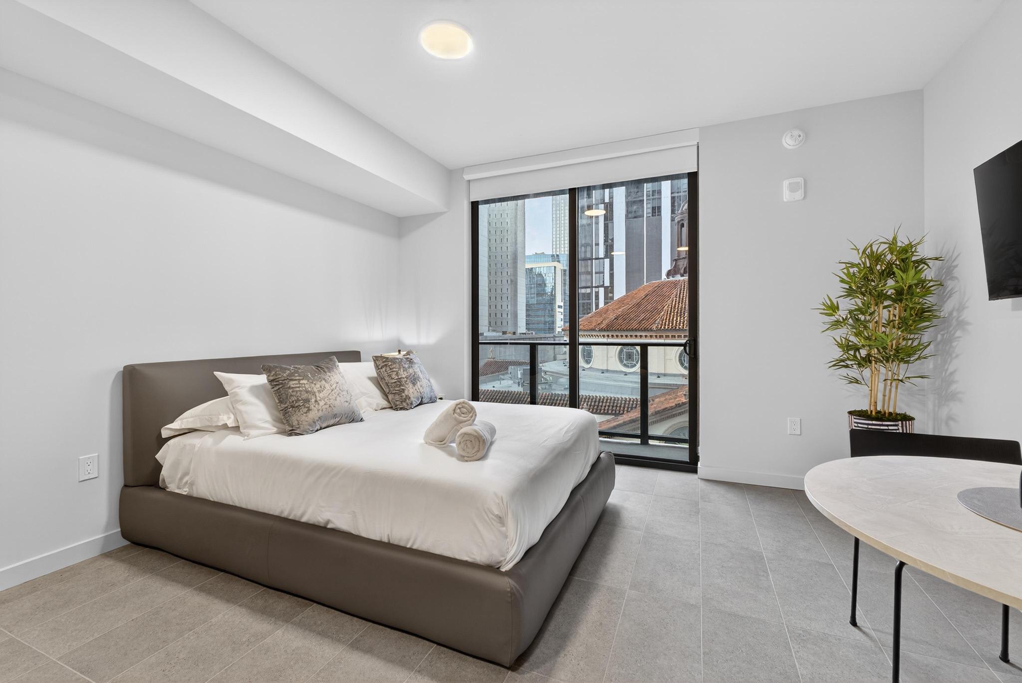 Modern Studio Near FIFA Fan Fest | Pool & Gym