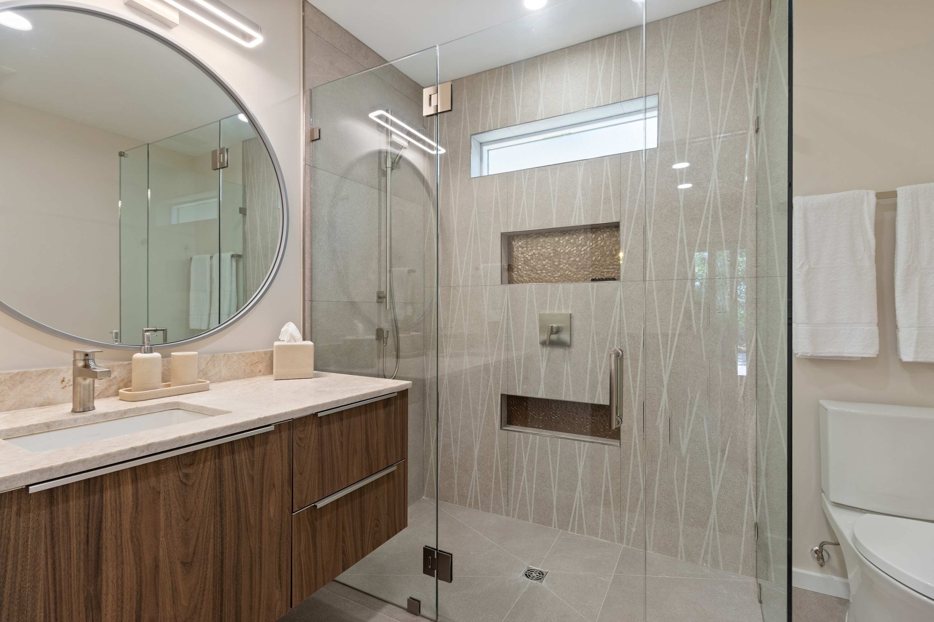 Ebb & Flow | Luxe Beach Access Hot Tub Guest Suite
