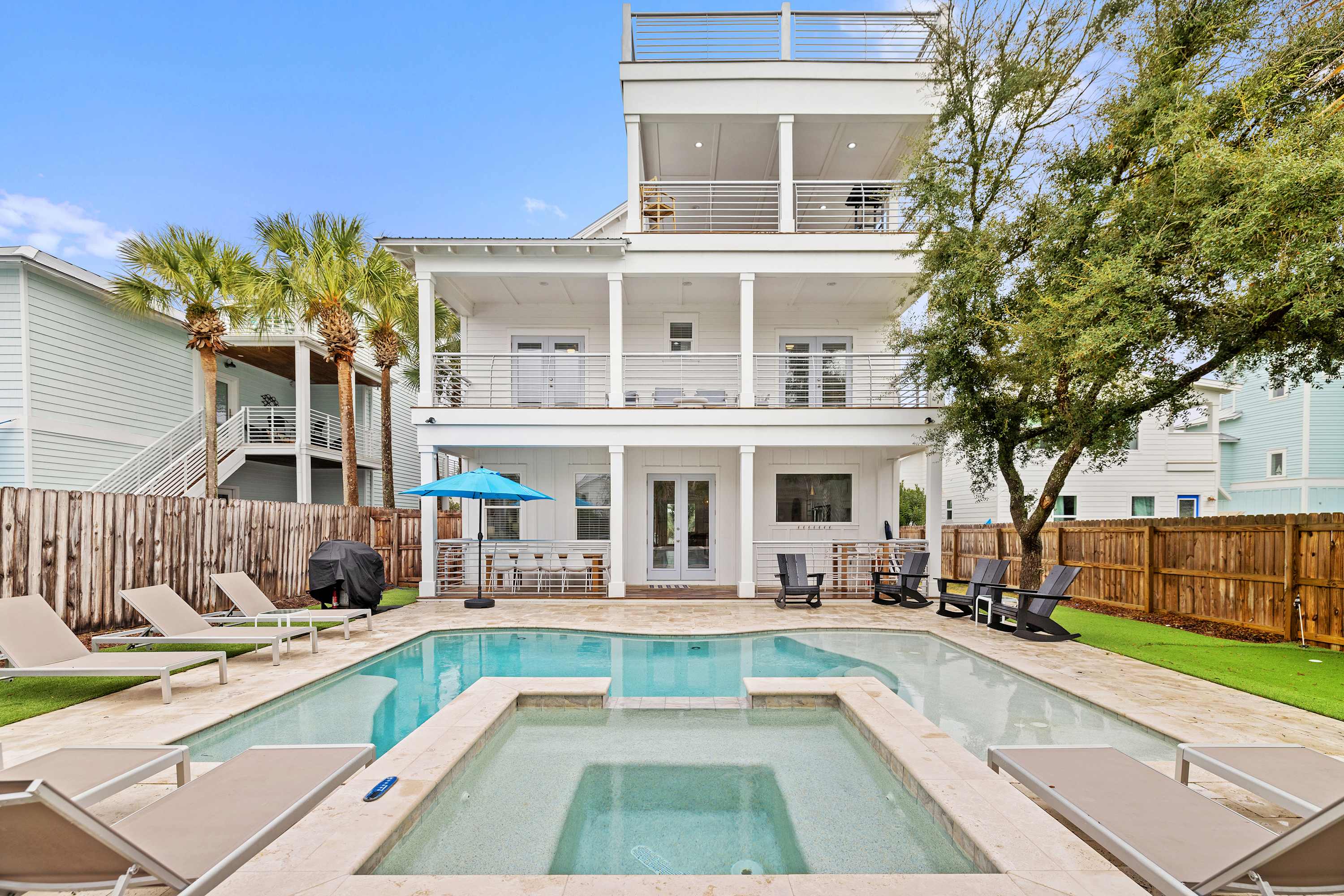 8BR Destin Escape with Pool and Game Room