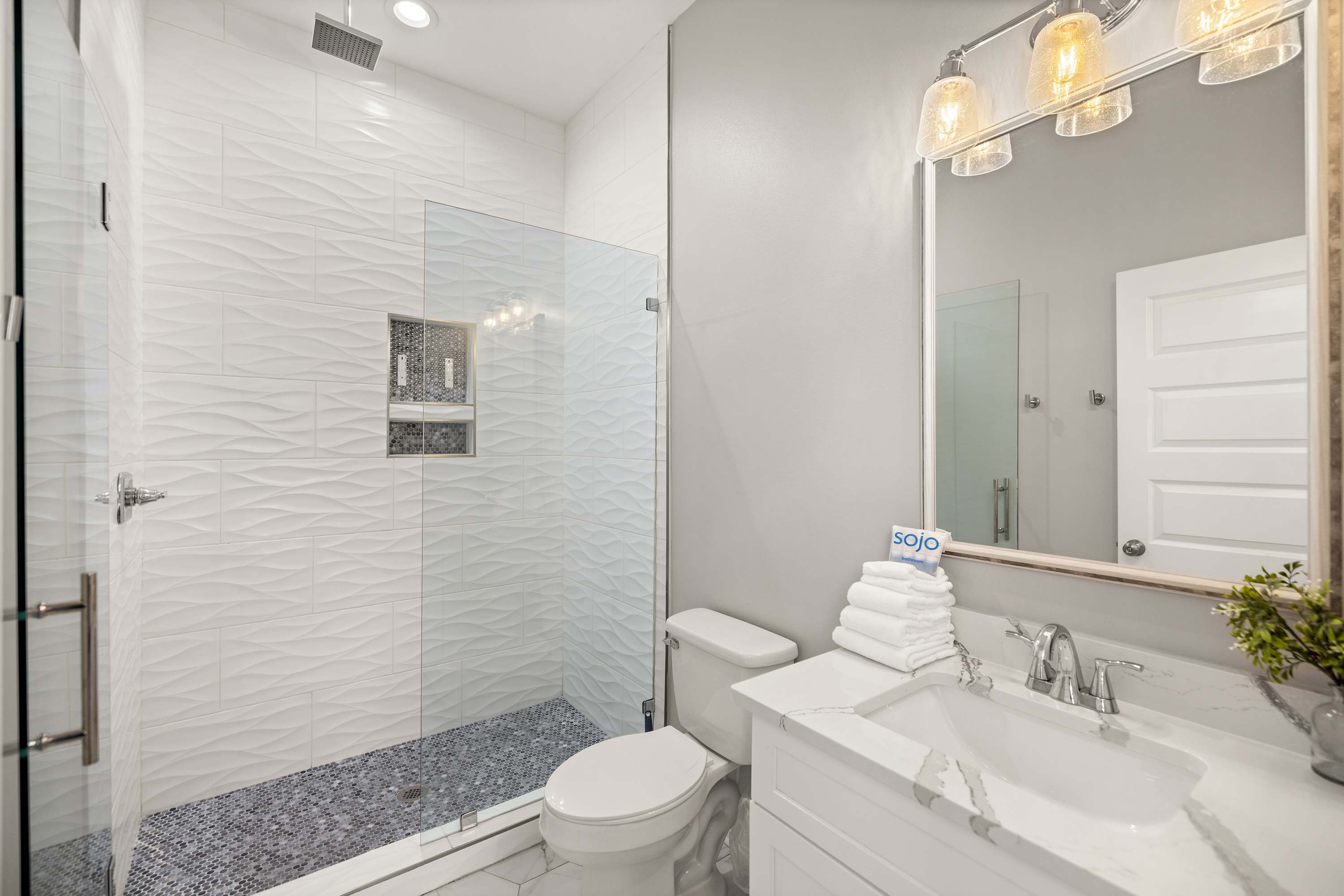 8BR Destin Escape with Pool and Game Room
