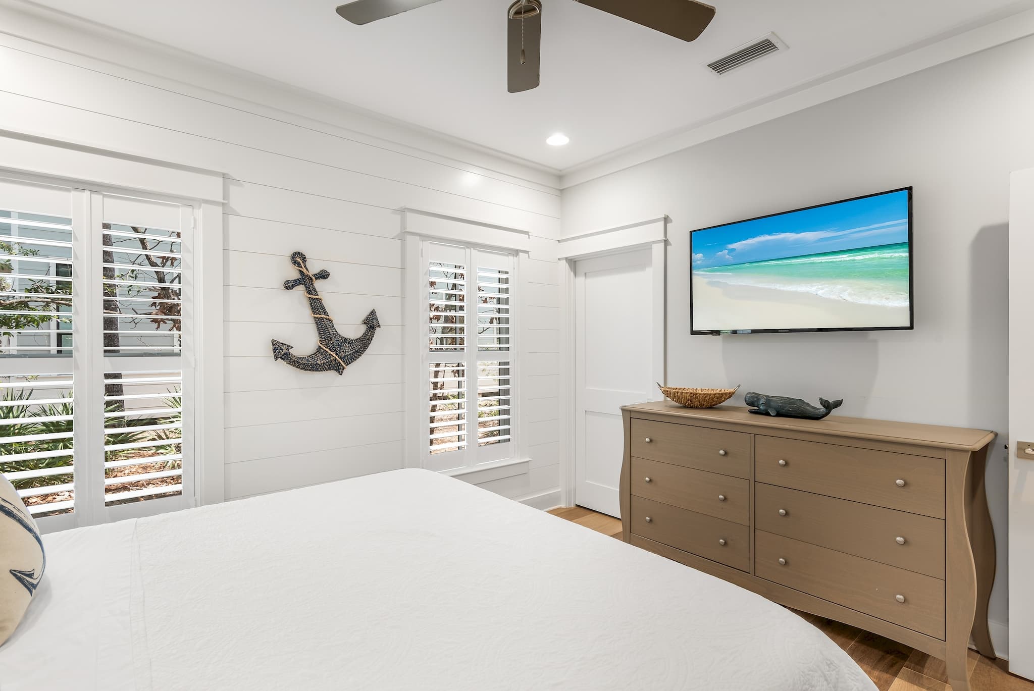 Southern Tides 4BR/4.5BA | Sleeps 14 | Golf Cart