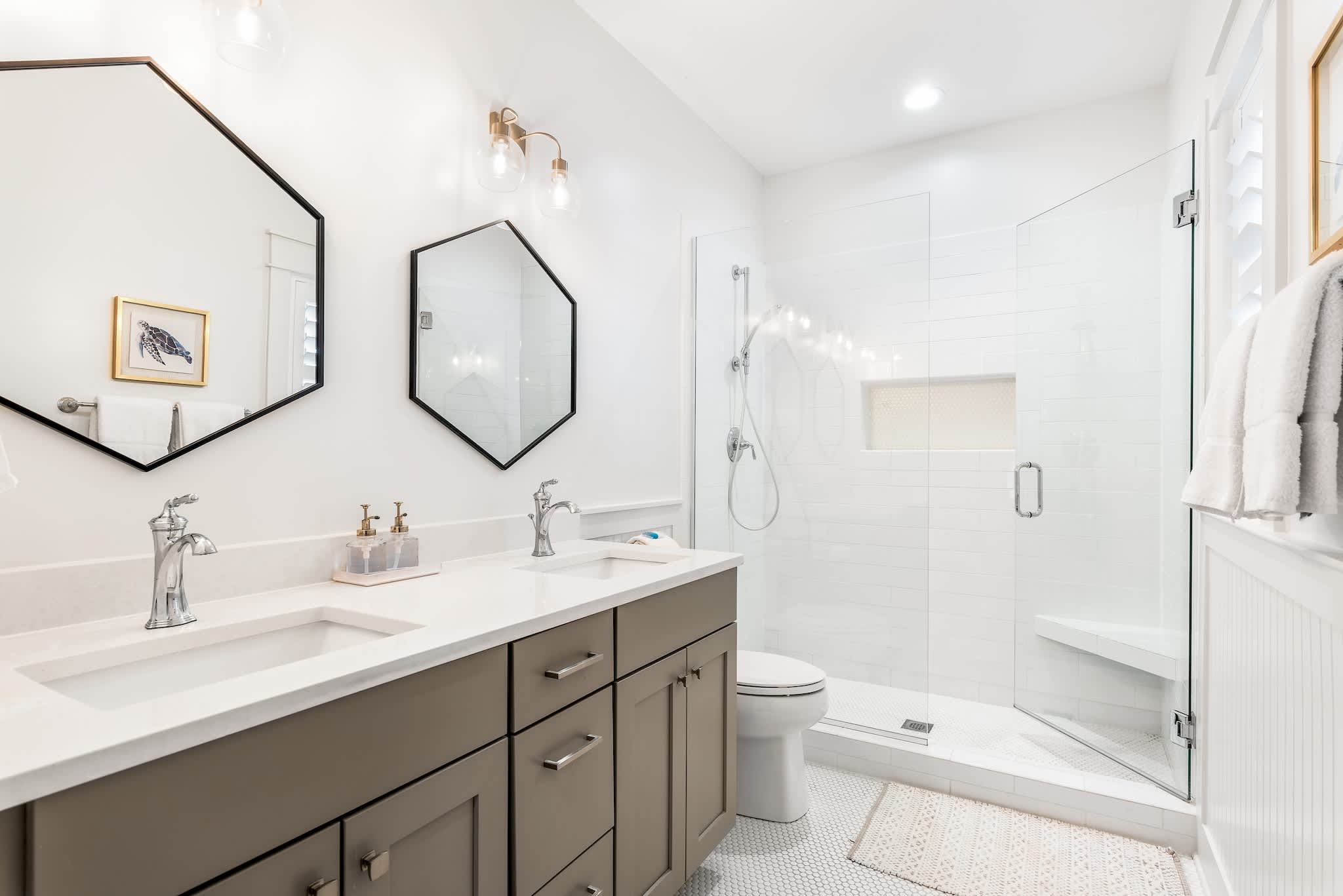 Southern Tides 4BR/4.5BA | Sleeps 14 | Golf Cart