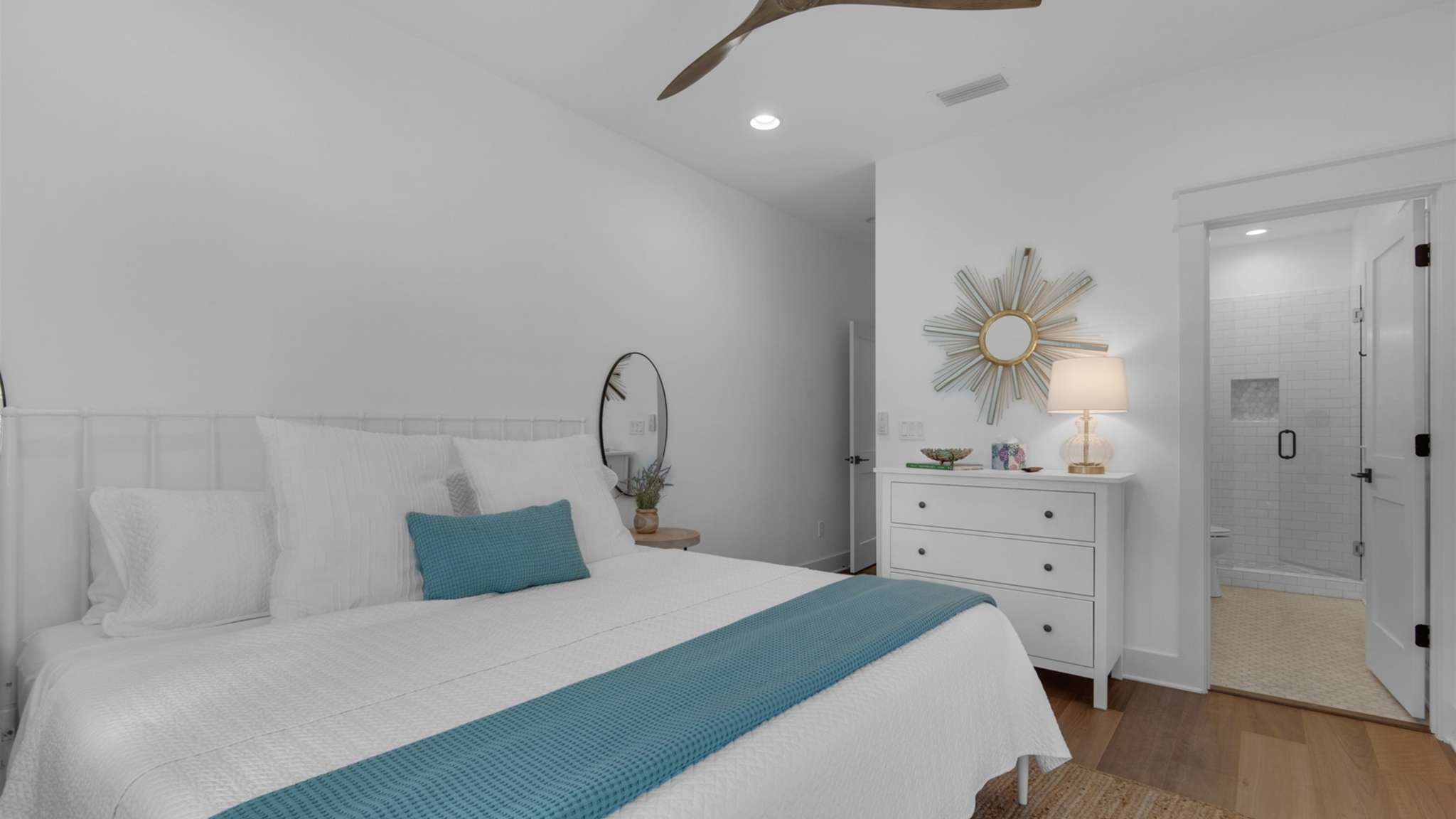 Vitamin Sea 4BR/4.5BA | Golf Cart | Pet Friendly