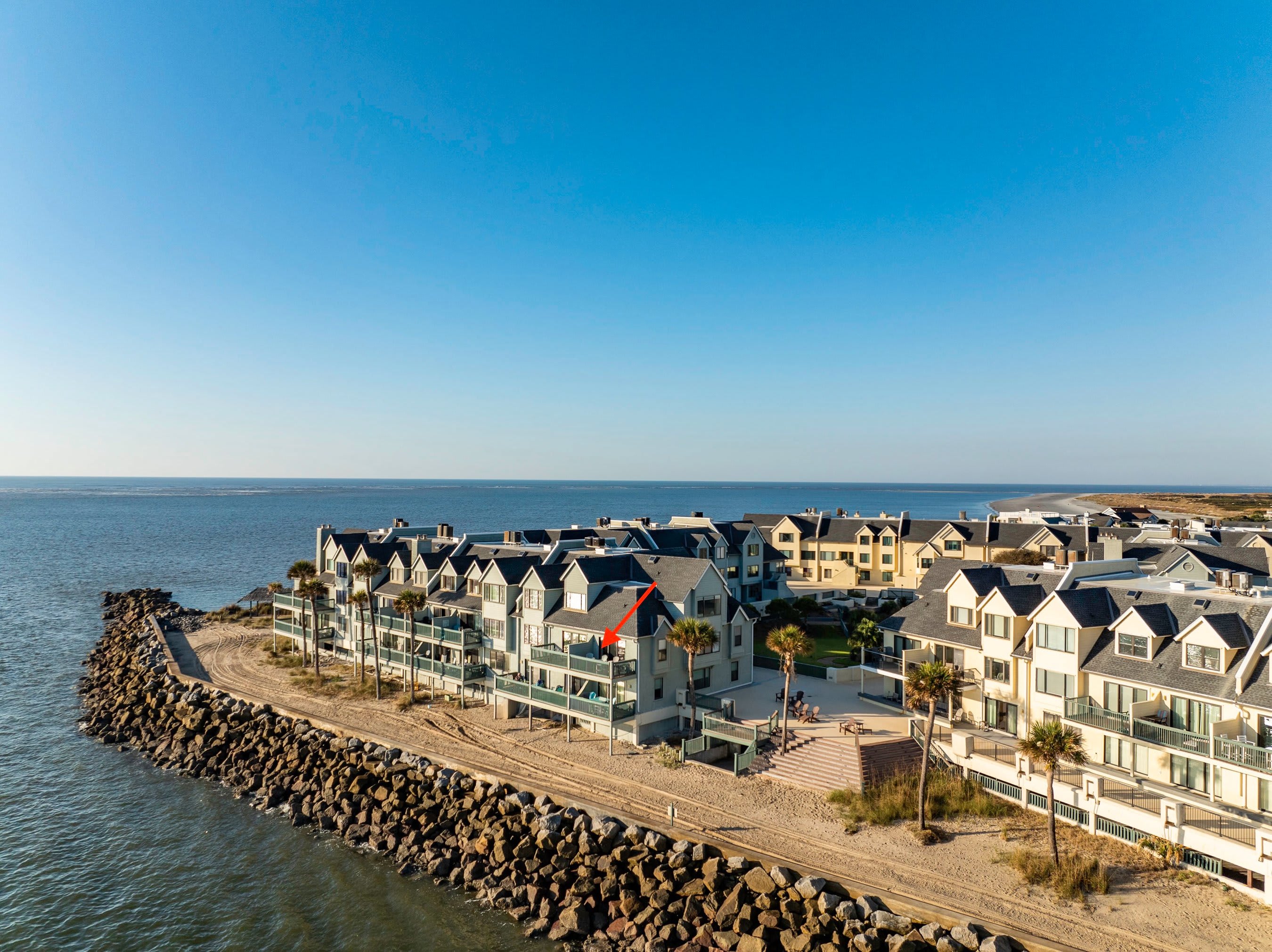 627 Newhaven | Photo 2