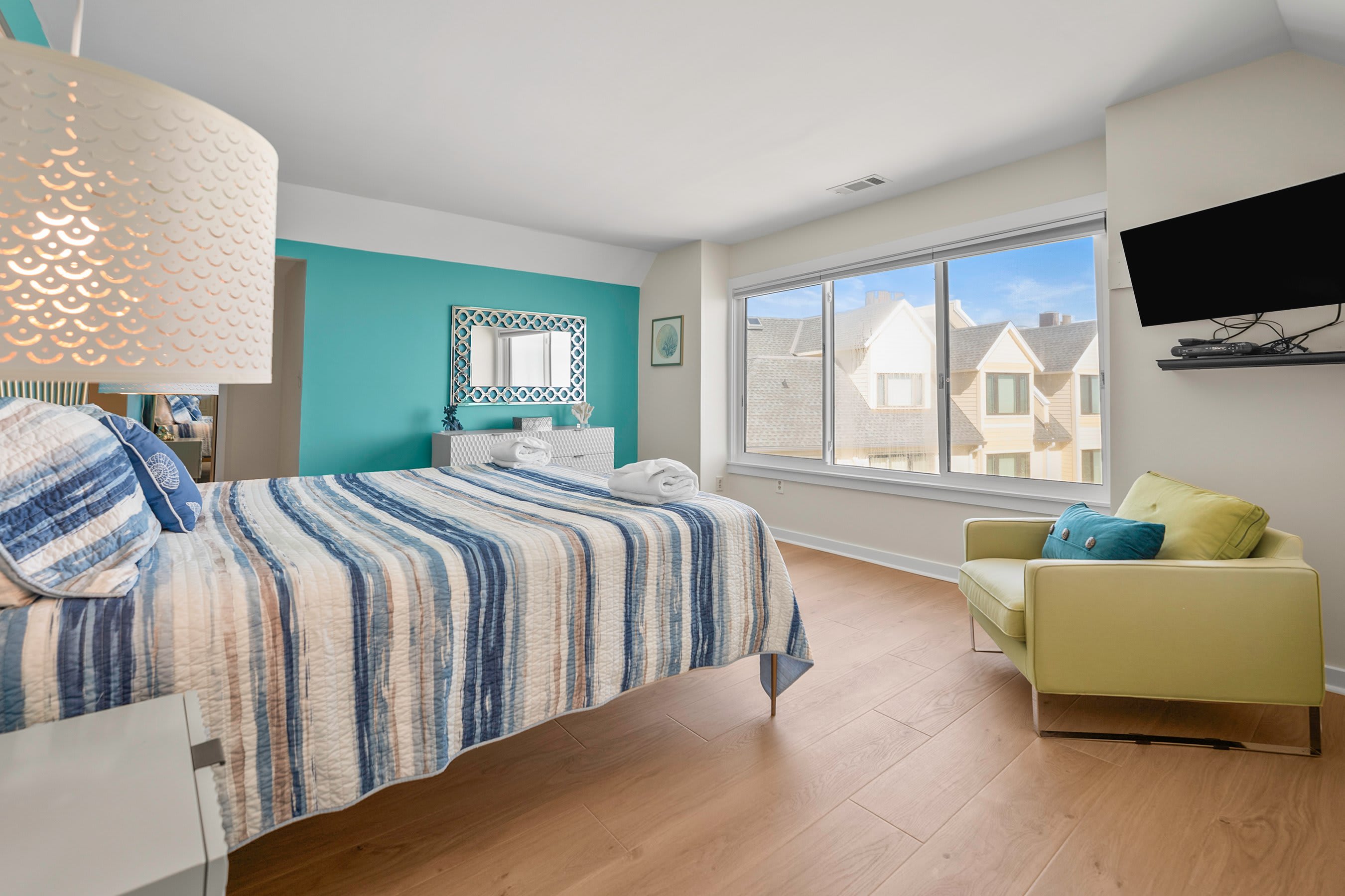 627 Newhaven | Photo 39