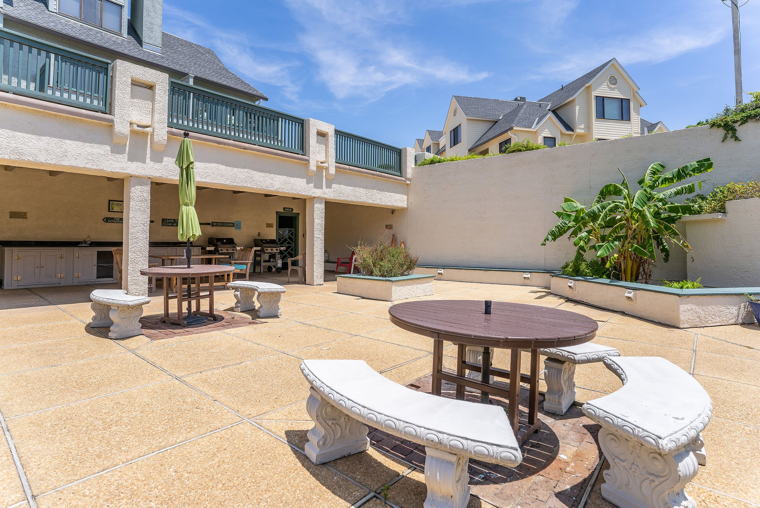 627 Newhaven | Photo 63