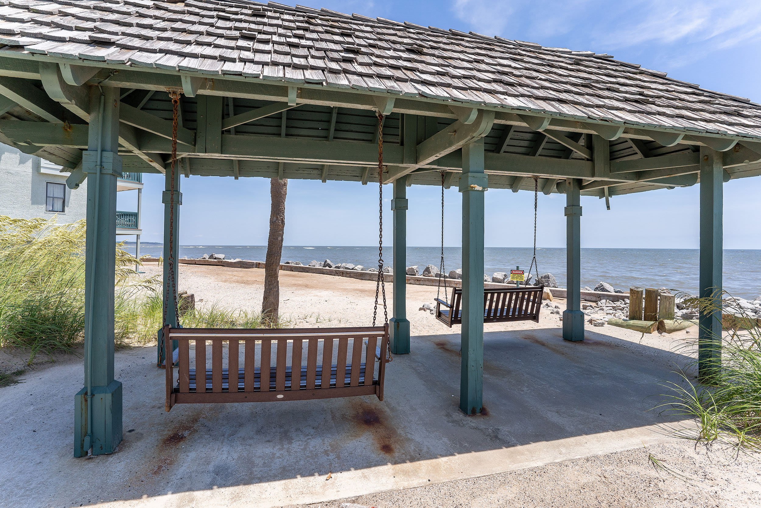 627 Newhaven | Photo 69