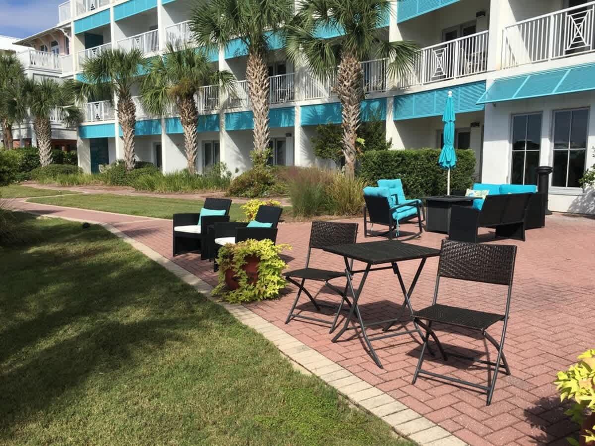  Amor by The Sea | Lake Views | Steps From Pool
