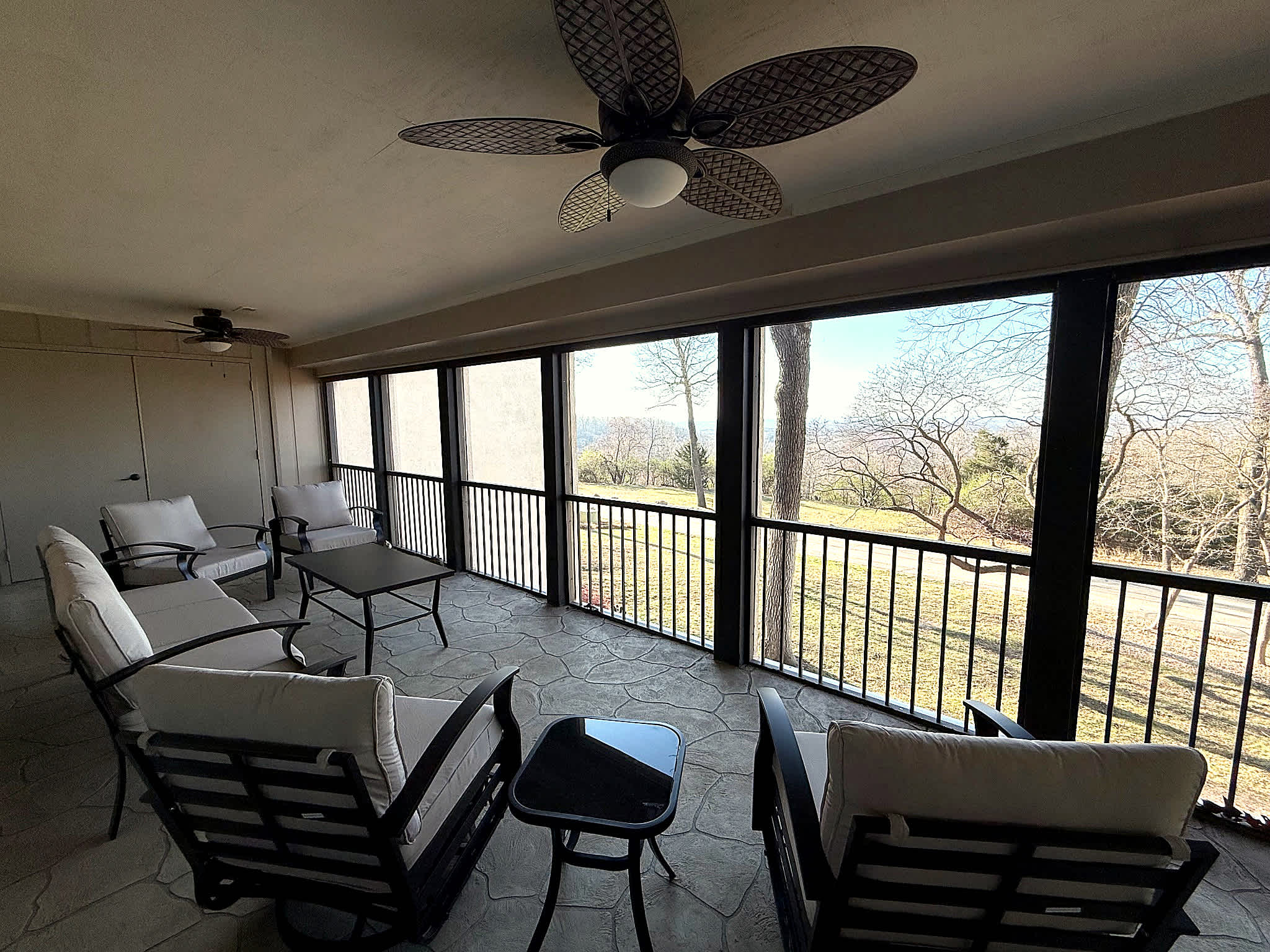 Lake Ozark Oasis – Central Location & Pool Access 6