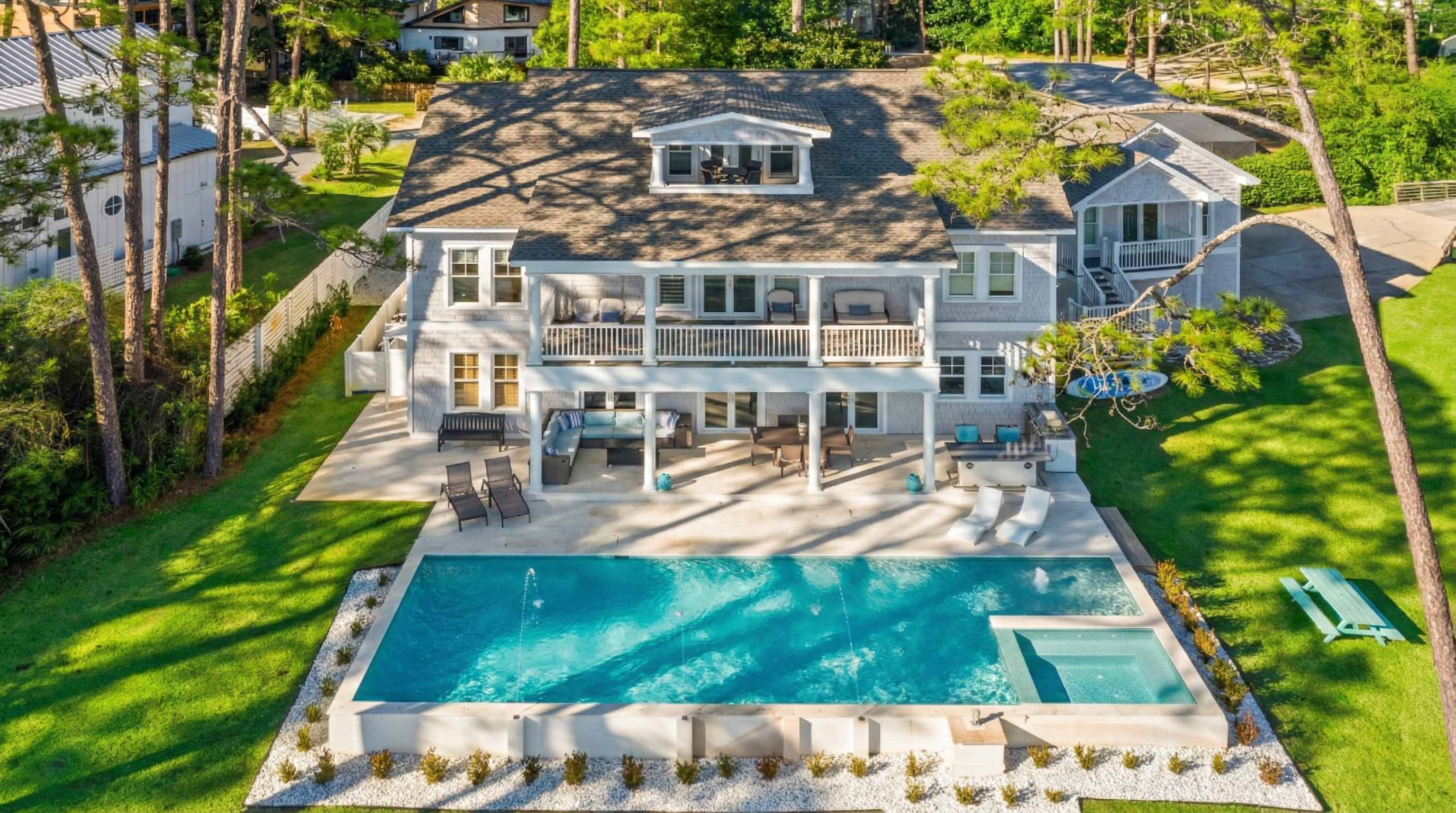 Oyster Lake Oasis - Hot Tub + Pool + Lake Front