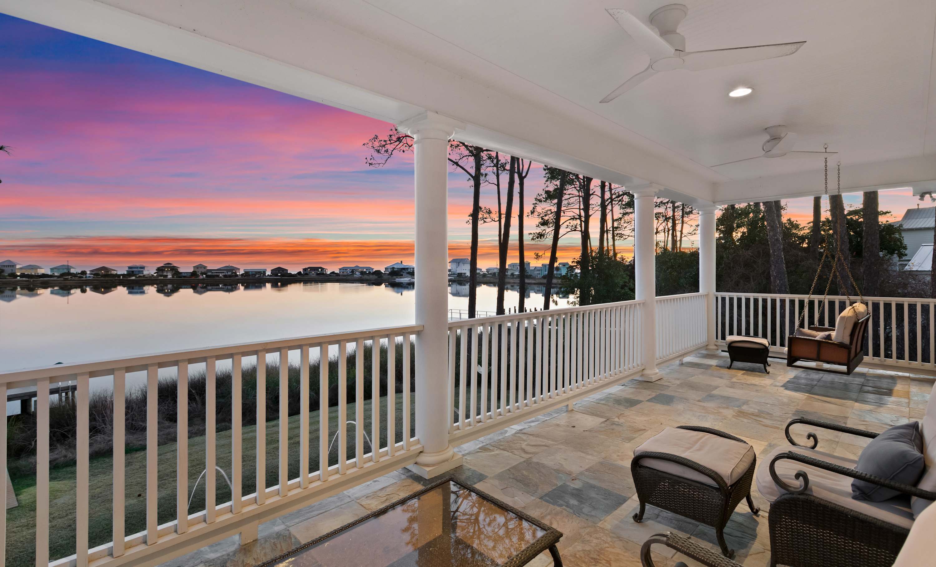 Oyster Lake Oasis - Hot Tub + Pool + Lake Front