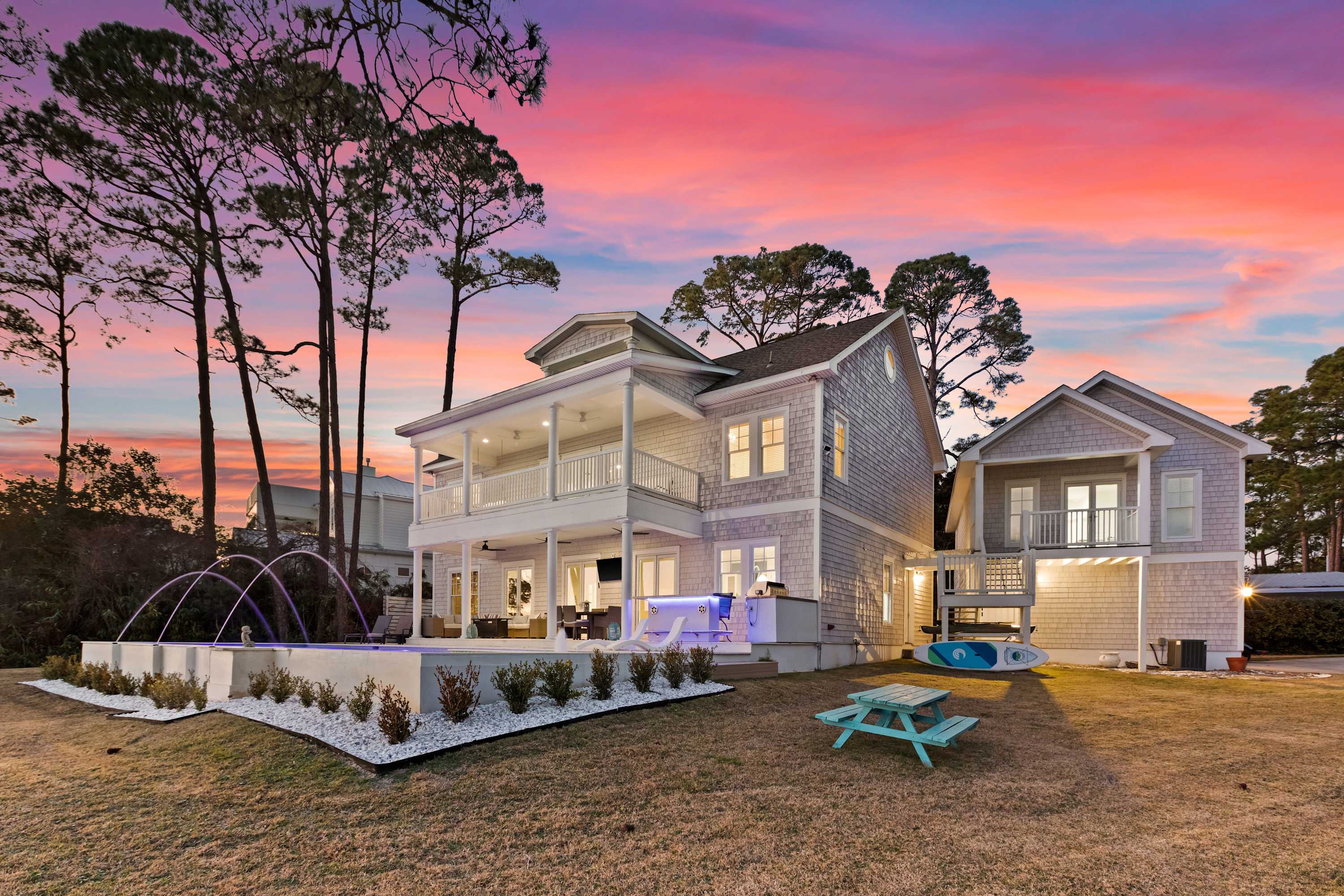 Oyster Lake Oasis - Hot Tub + Pool + Lake Front