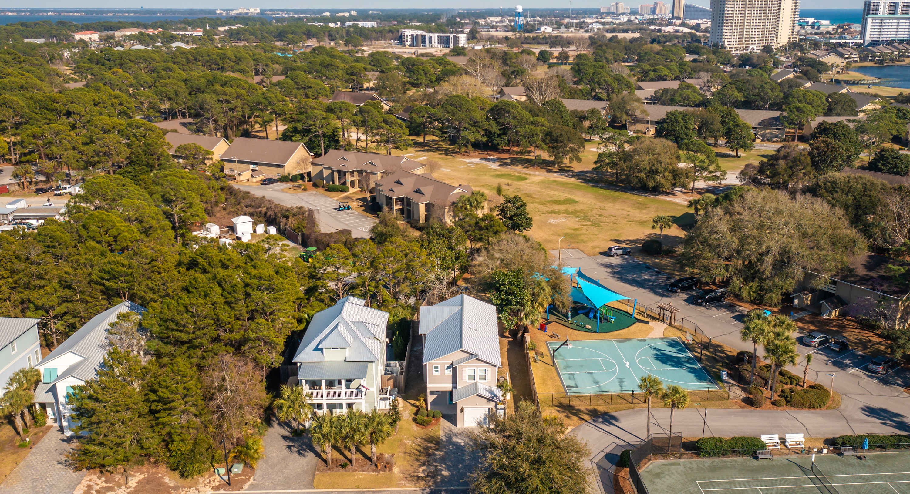 337 Lakeland Dr