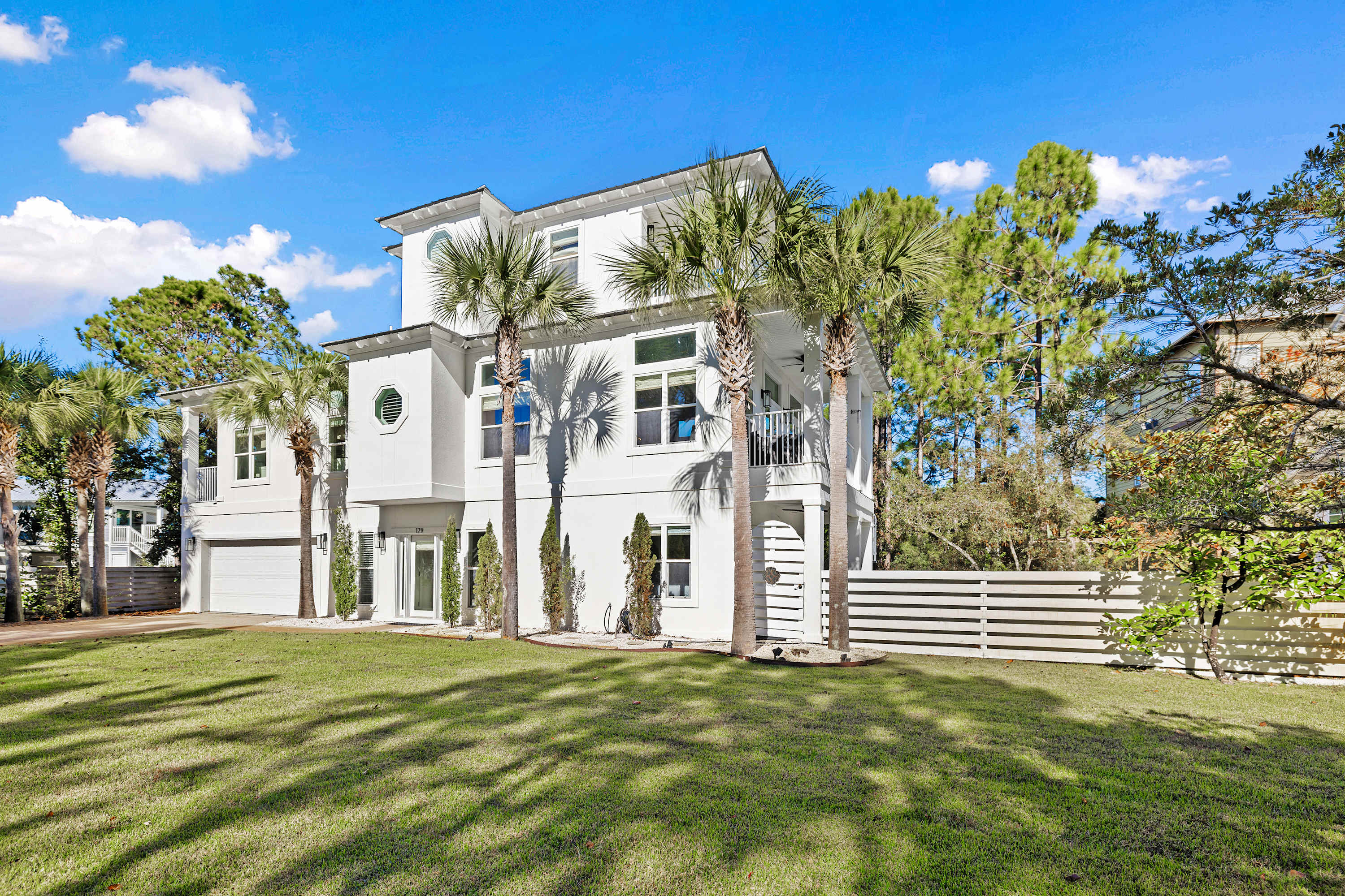 Gulf Coast Retreat with Pool < 1 Mile to Beach