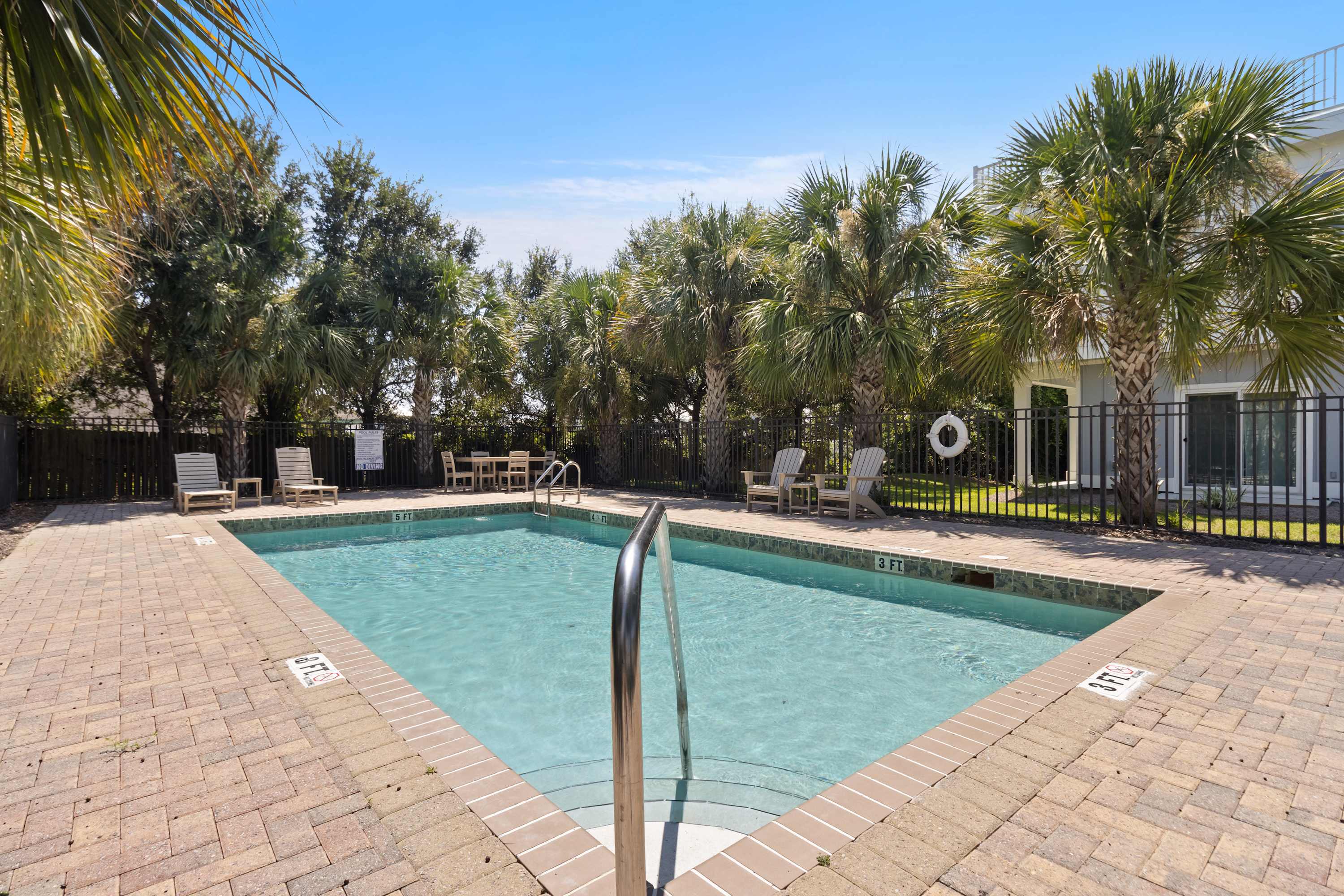 Inlet Beach Retreat | Golf Cart, Bikes + Pool