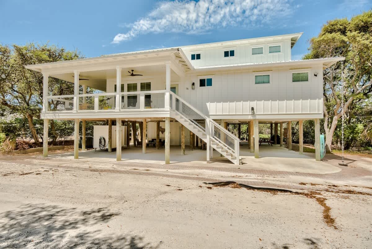 Beach Retreat | Gulf View | Private Beach