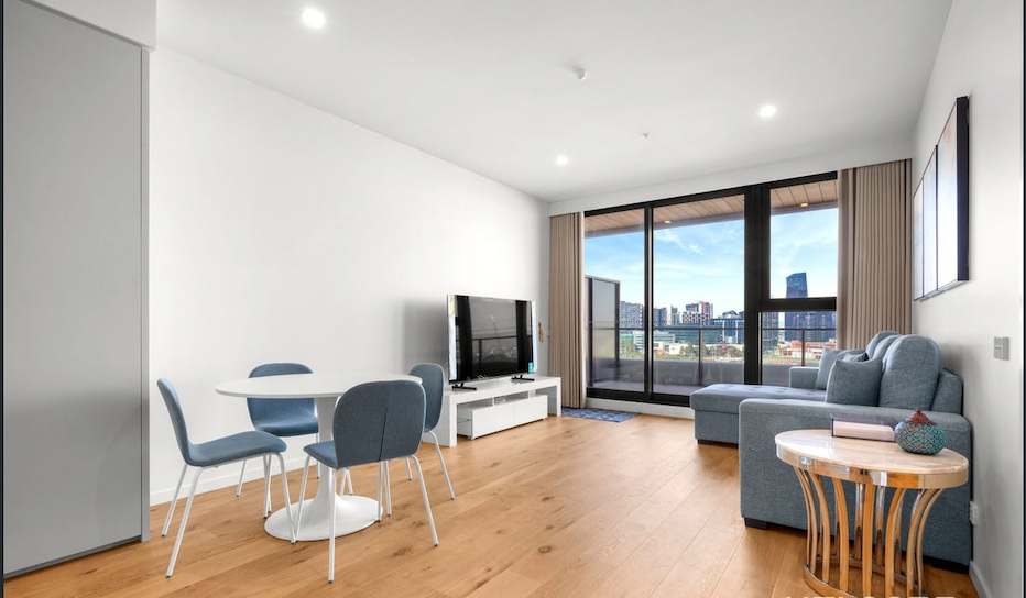 Stylish 1 Bedroom Apartment with carpark